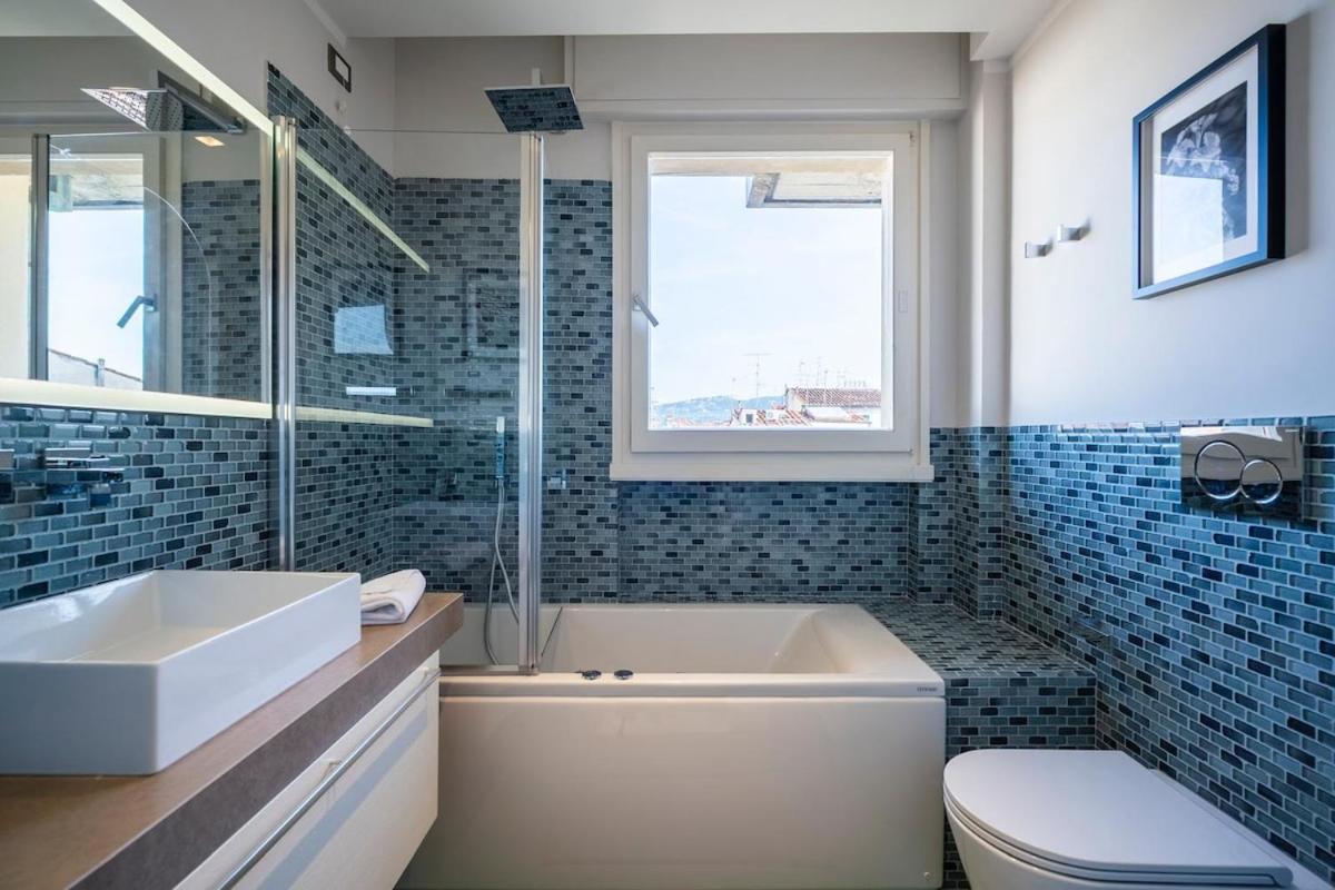 Luxury Florence Penthouse with Rooftop Terrace