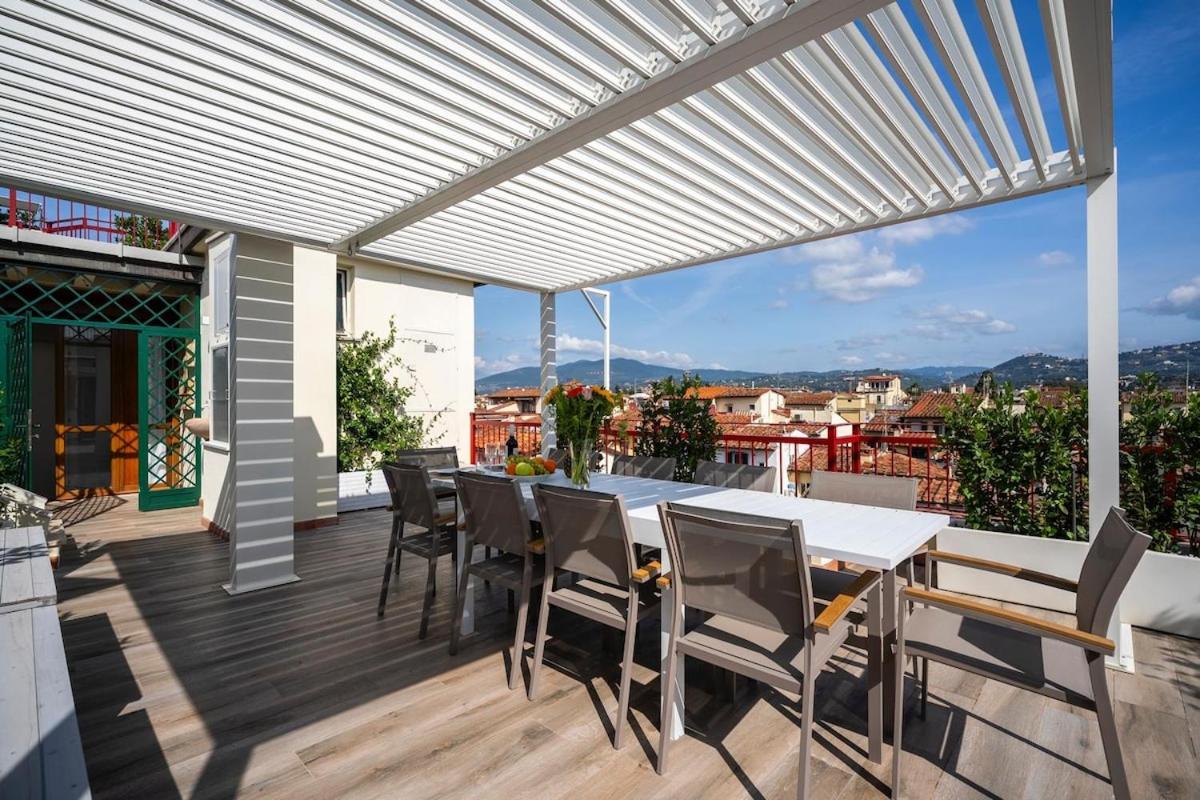Luxury Florence Penthouse with Rooftop Terrace