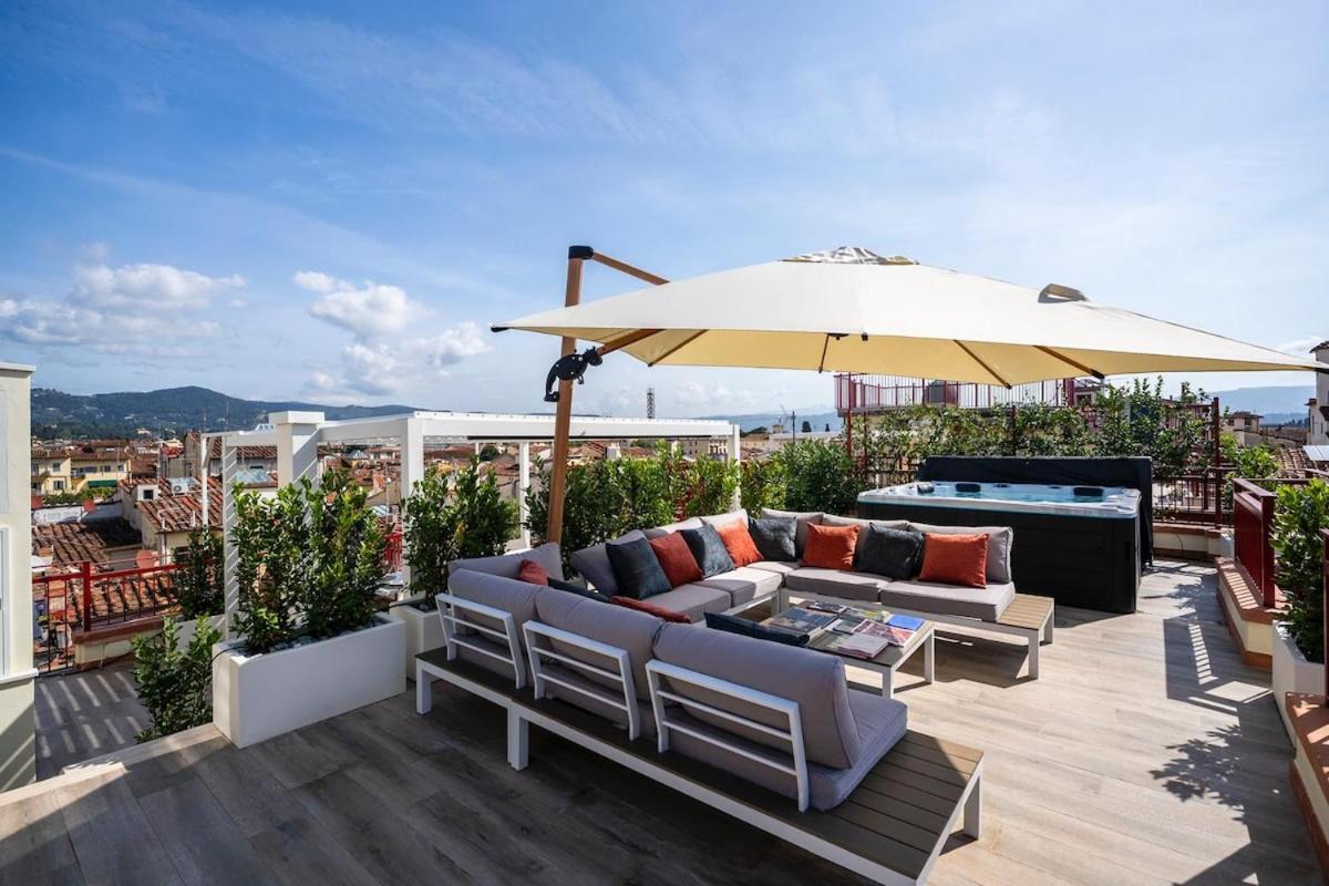 Luxury Florence Penthouse with Rooftop Terrace