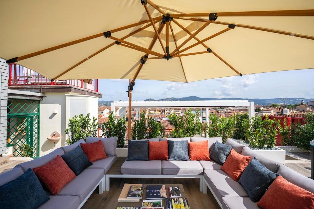 Luxury Florence Penthouse with Rooftop Terrace