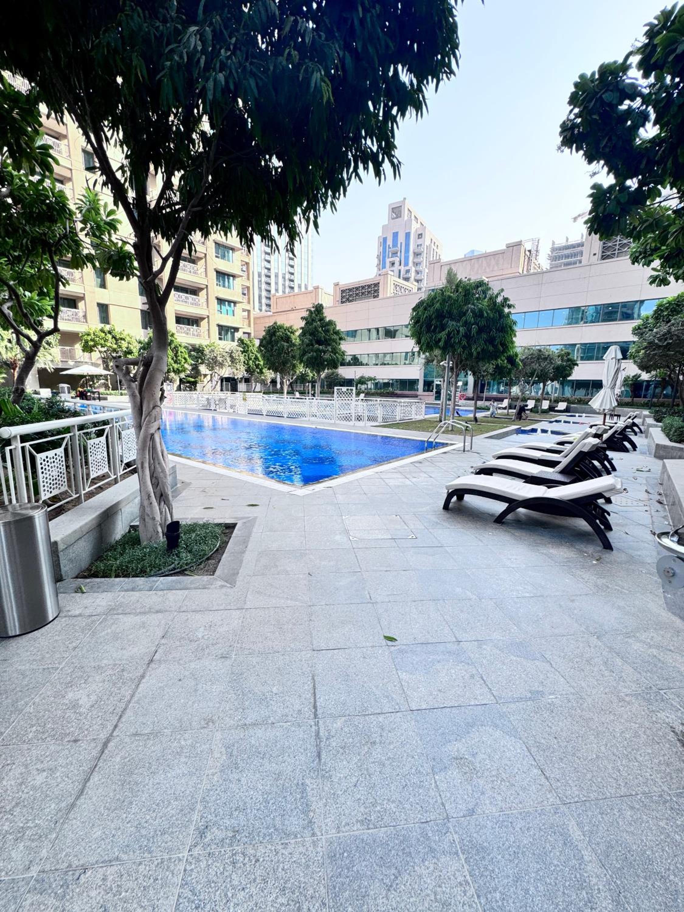 Simply Comfort Vacation Homes Rental Luxury Apartment Fontaine View & Burj Khalifa at Emaar 29 Boulevard