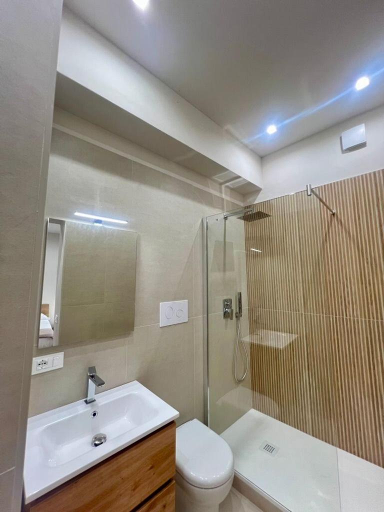 Athenèa Smart Rooms - Atenea Collection