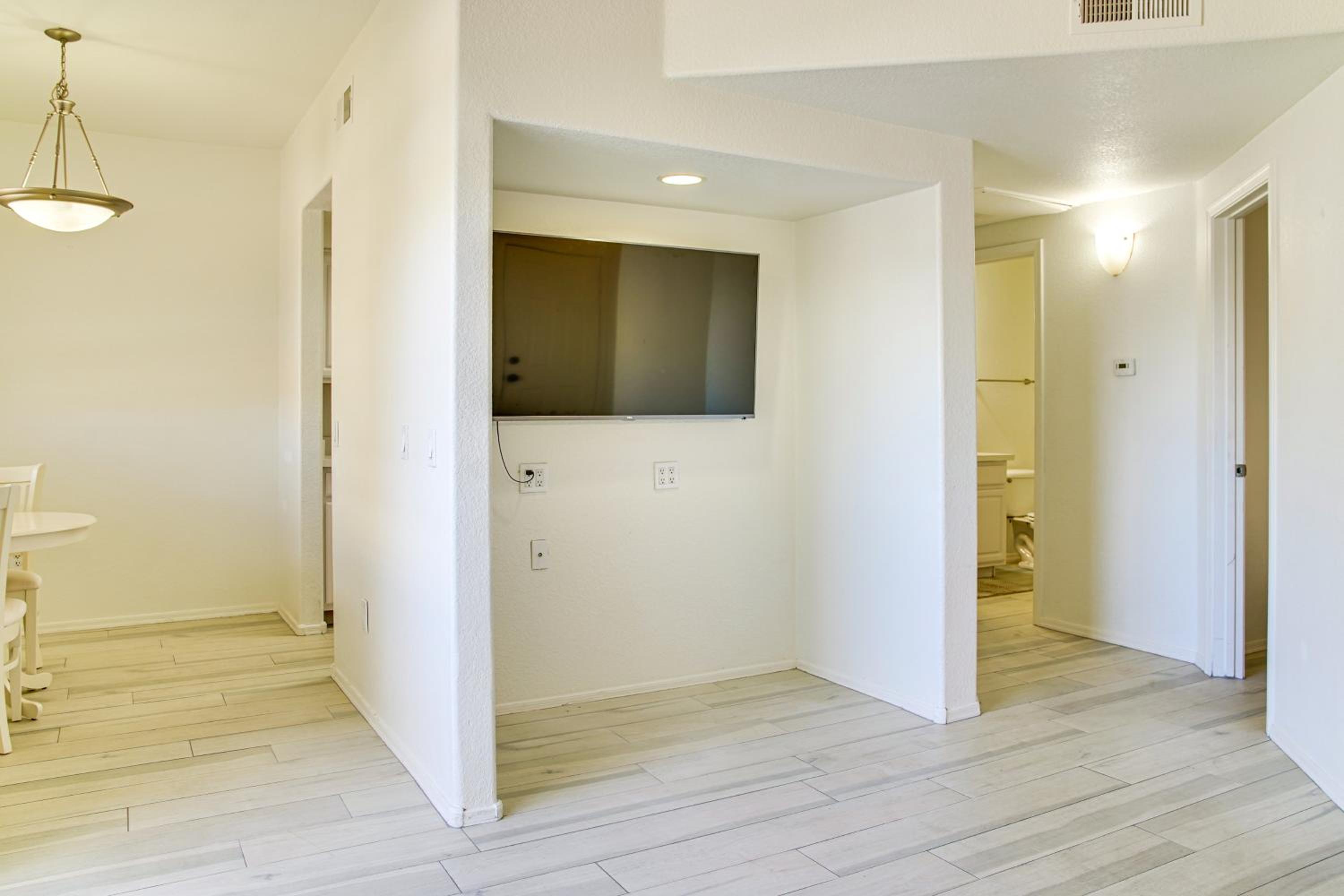 Unwind Poolside! Condo 1 Mi to South Mountain Park