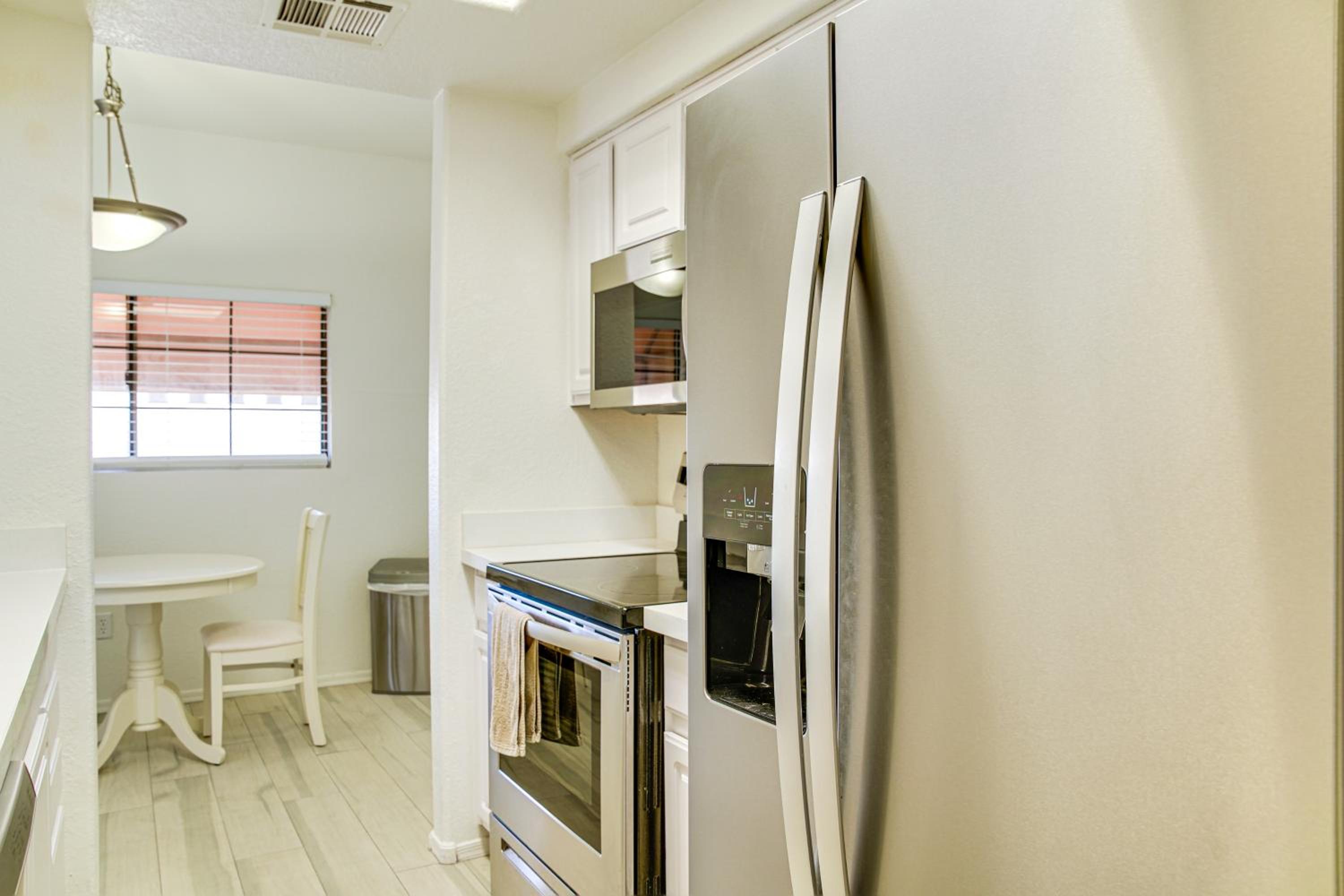 Unwind Poolside! Condo 1 Mi to South Mountain Park