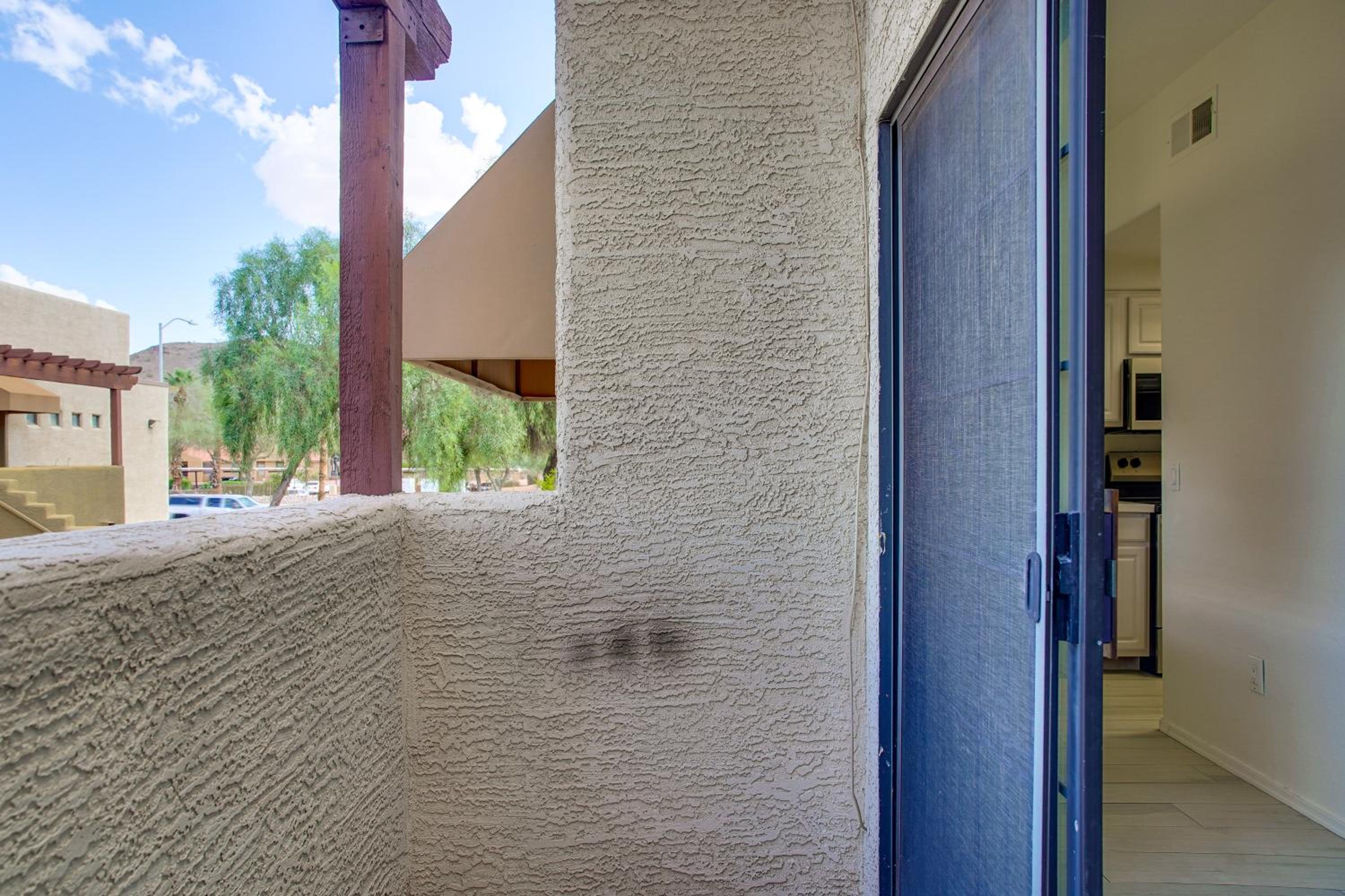 Unwind Poolside! Condo 1 Mi to South Mountain Park