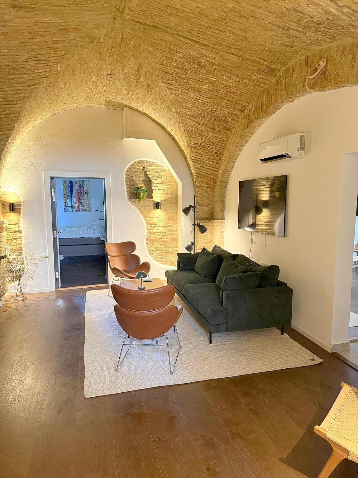 Charming Boutique B&B Hotel