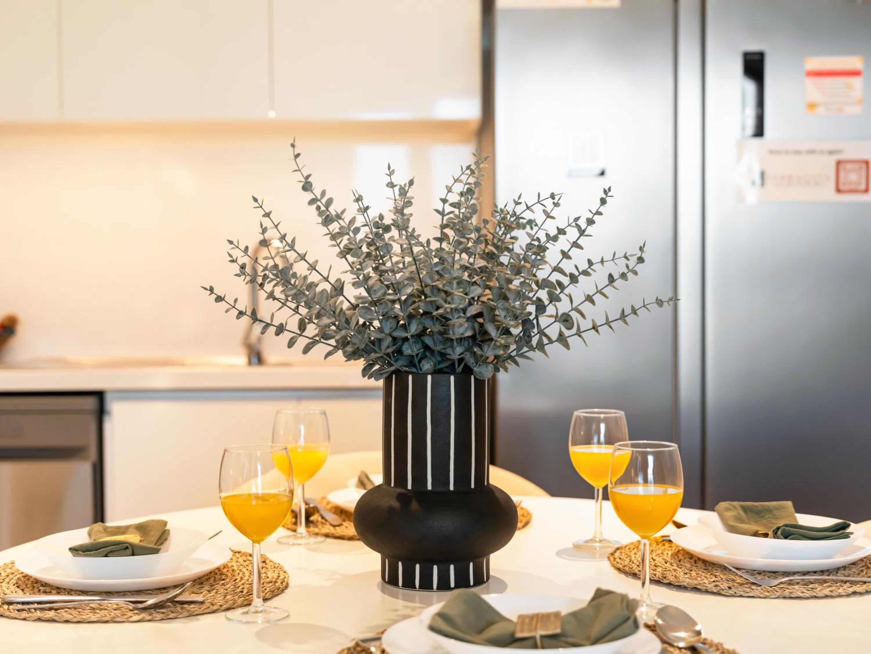 Stunning Two-Bedroom Apartment with Skyline View & walk to Dubai Mall by TerraHome