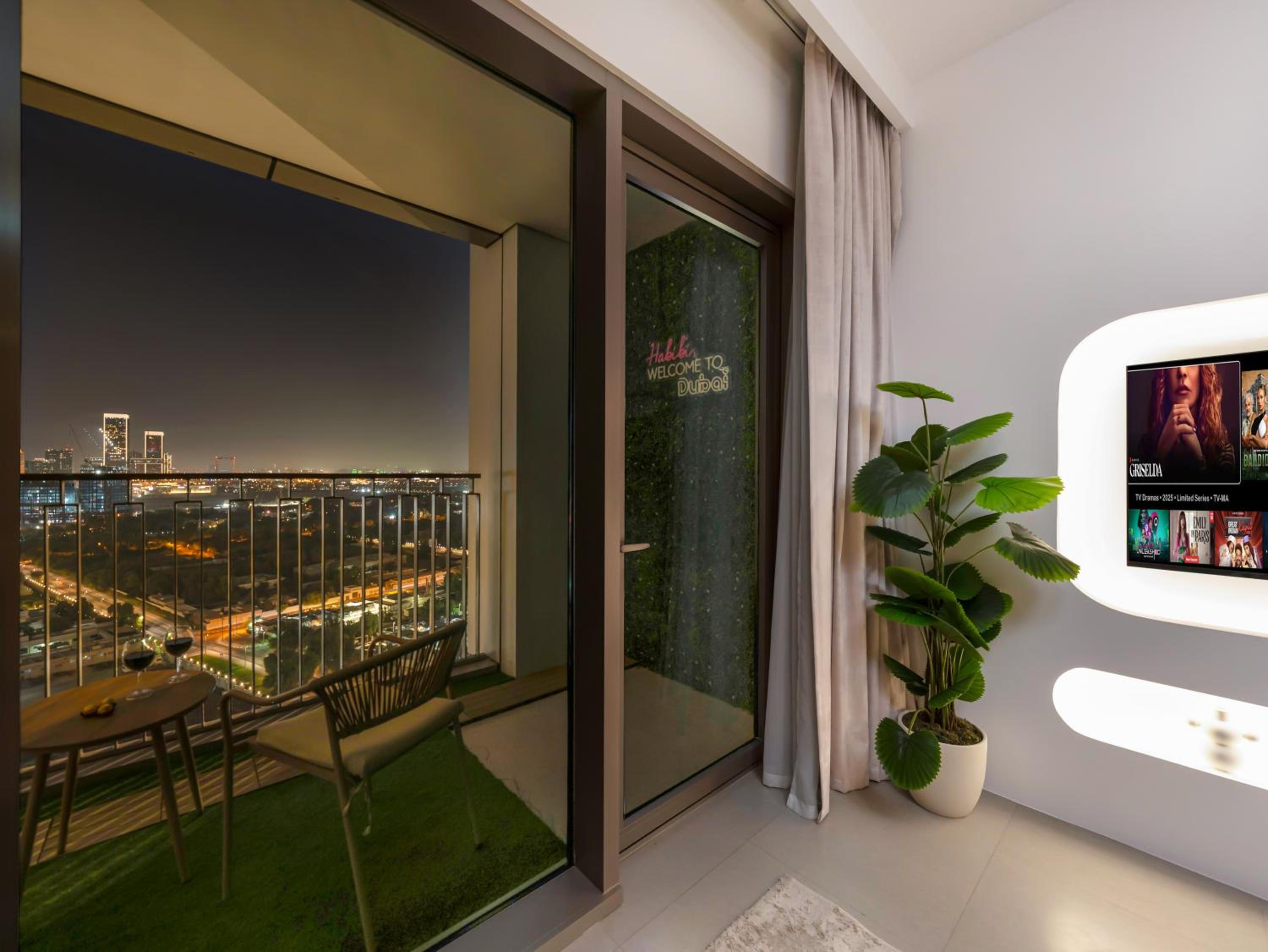 Stunning Two-Bedroom Apartment with Skyline View & walk to Dubai Mall by TerraHome