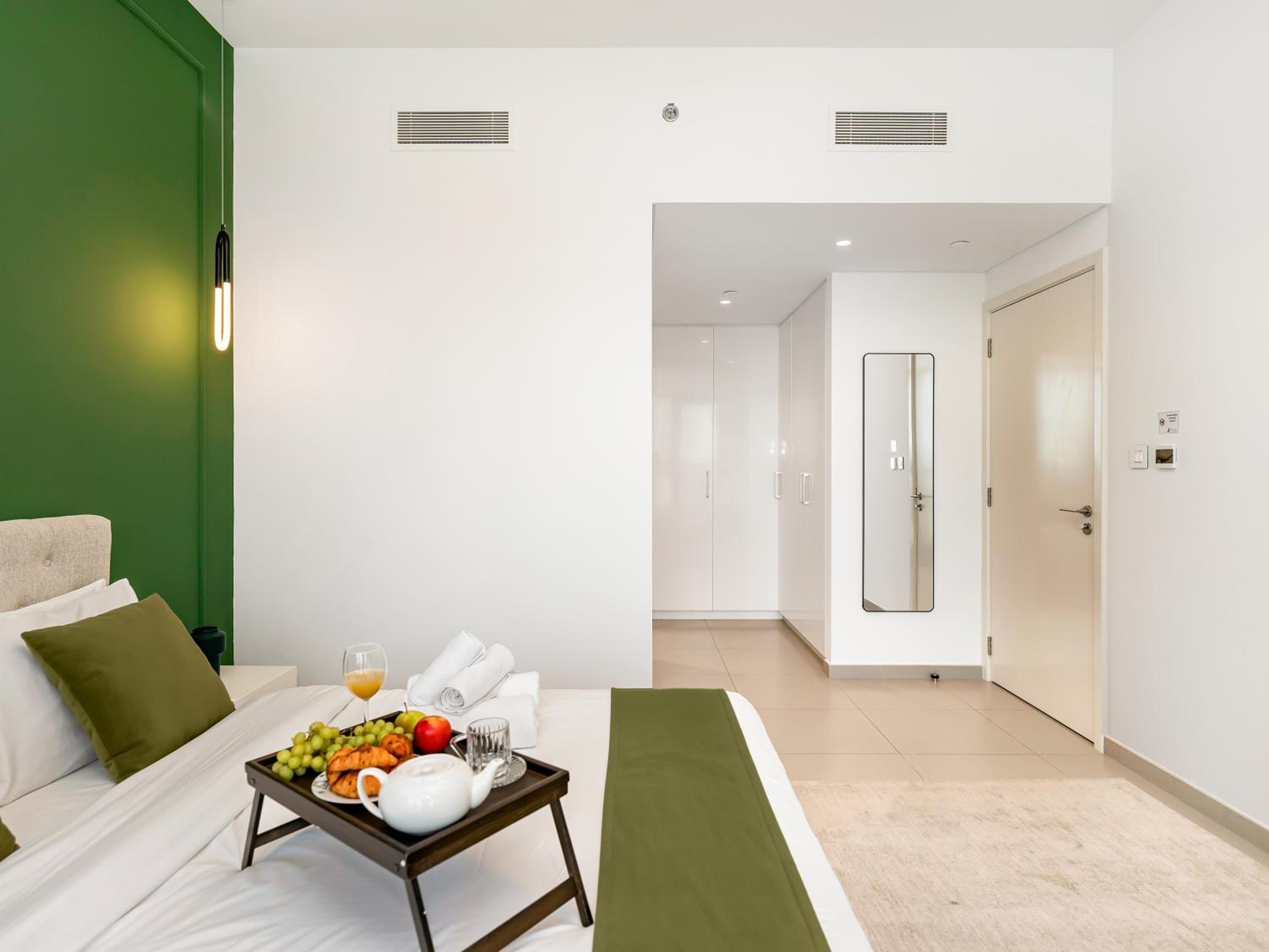 Stunning Two-Bedroom Apartment with Skyline View & walk to Dubai Mall by TerraHome