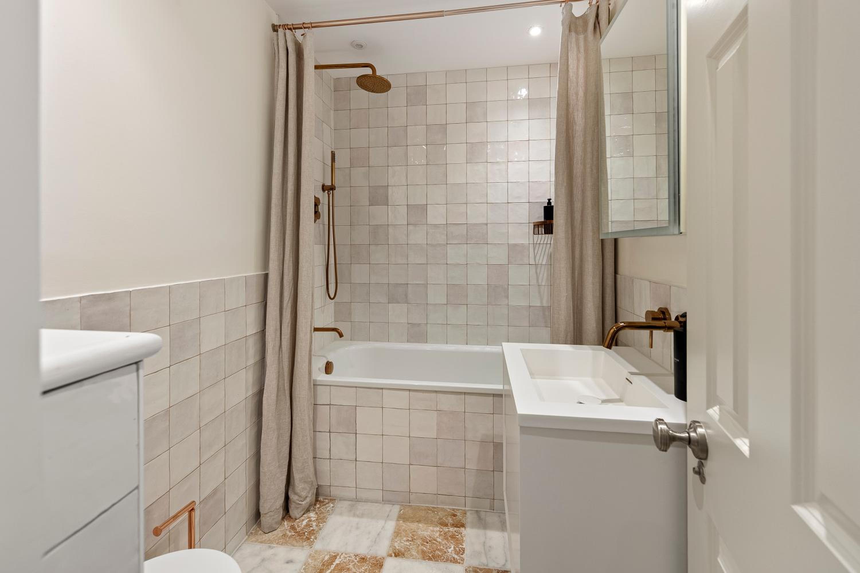 Charming Family Retreat 4BR Marylebone