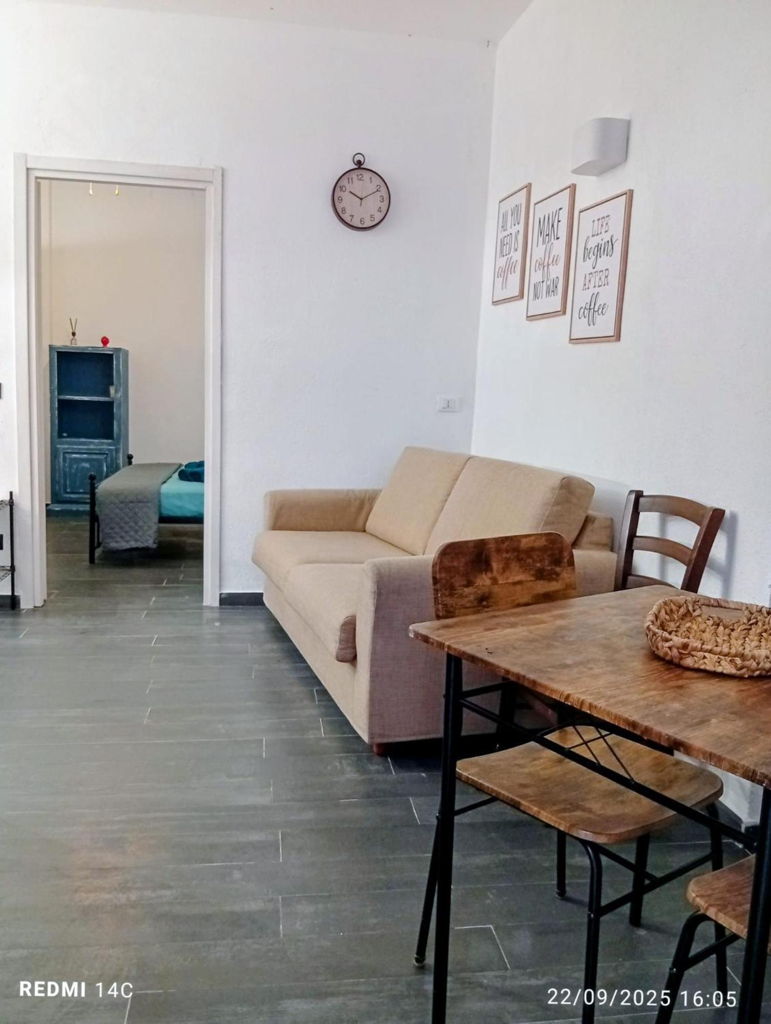 Sicily Bed' House