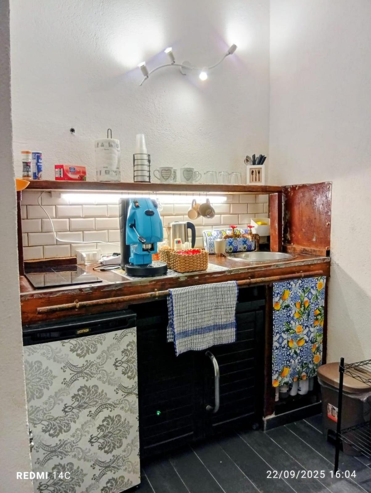 Sicily Bed' House