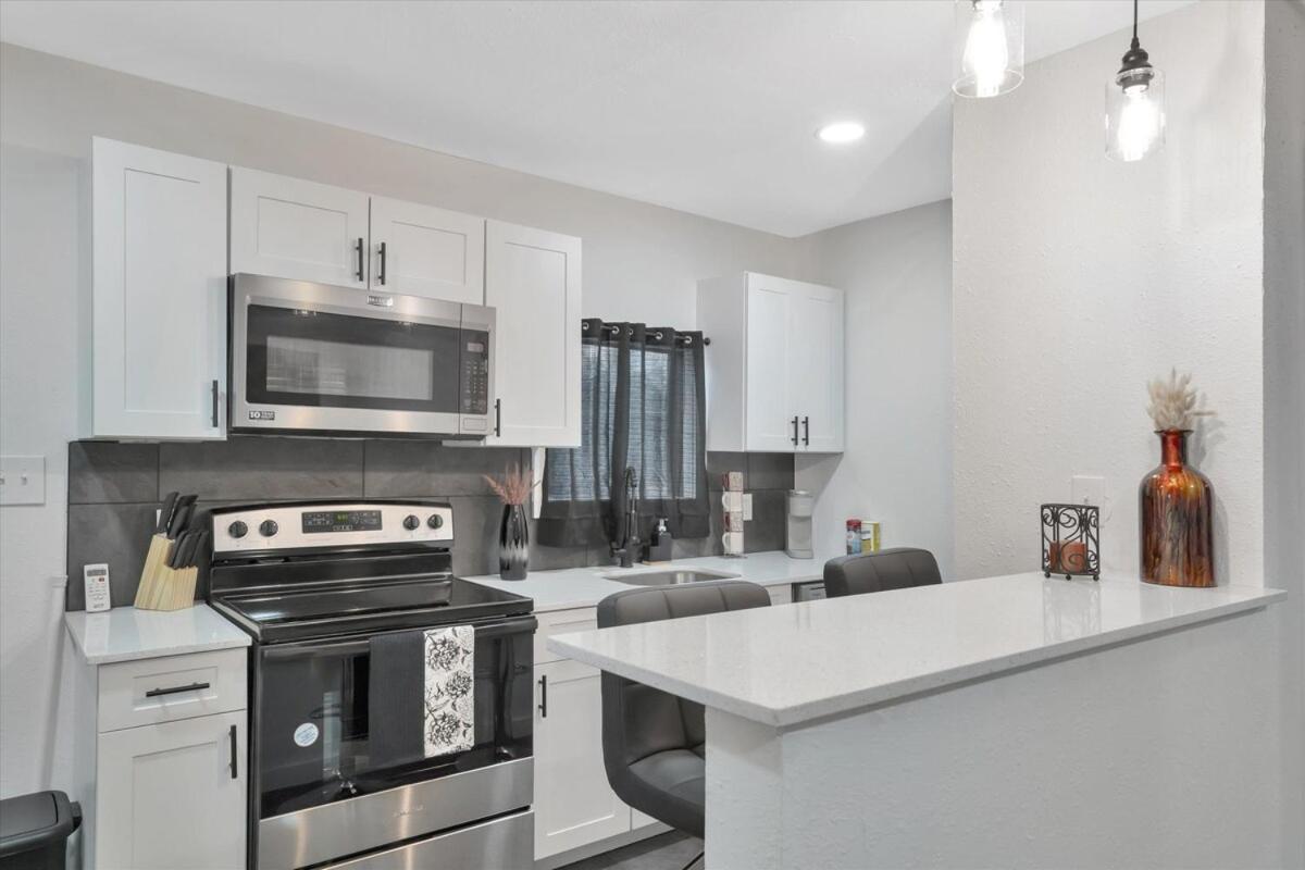 Walk to Stadium, 2 Parking spots, Dog Park, BBQ