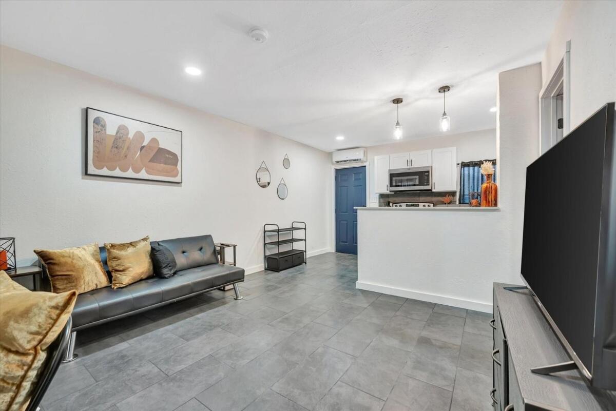 Walk to Stadium, 2 Parking spots, Dog Park, BBQ