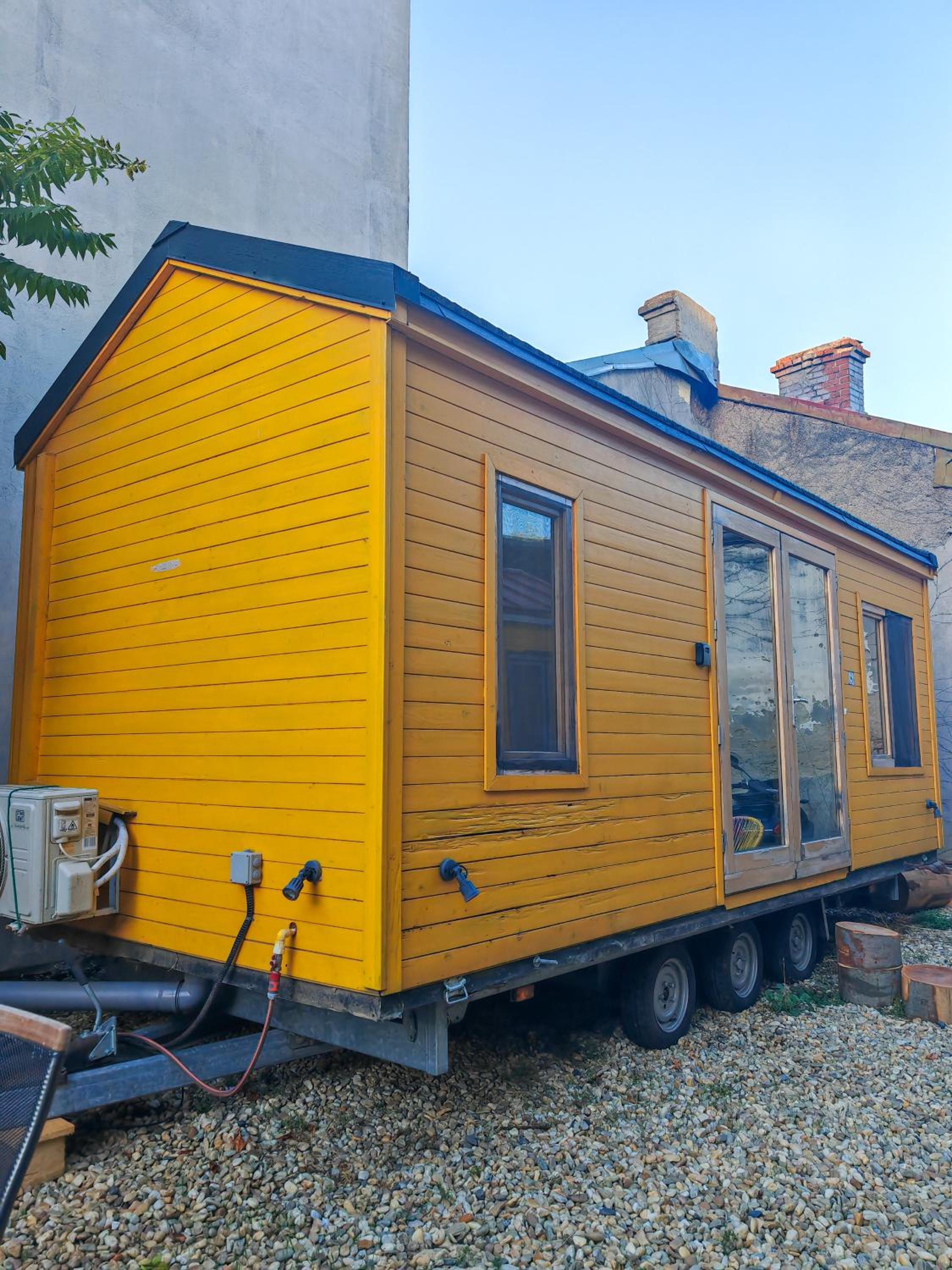 Pura Vida Downtown Tiny houses