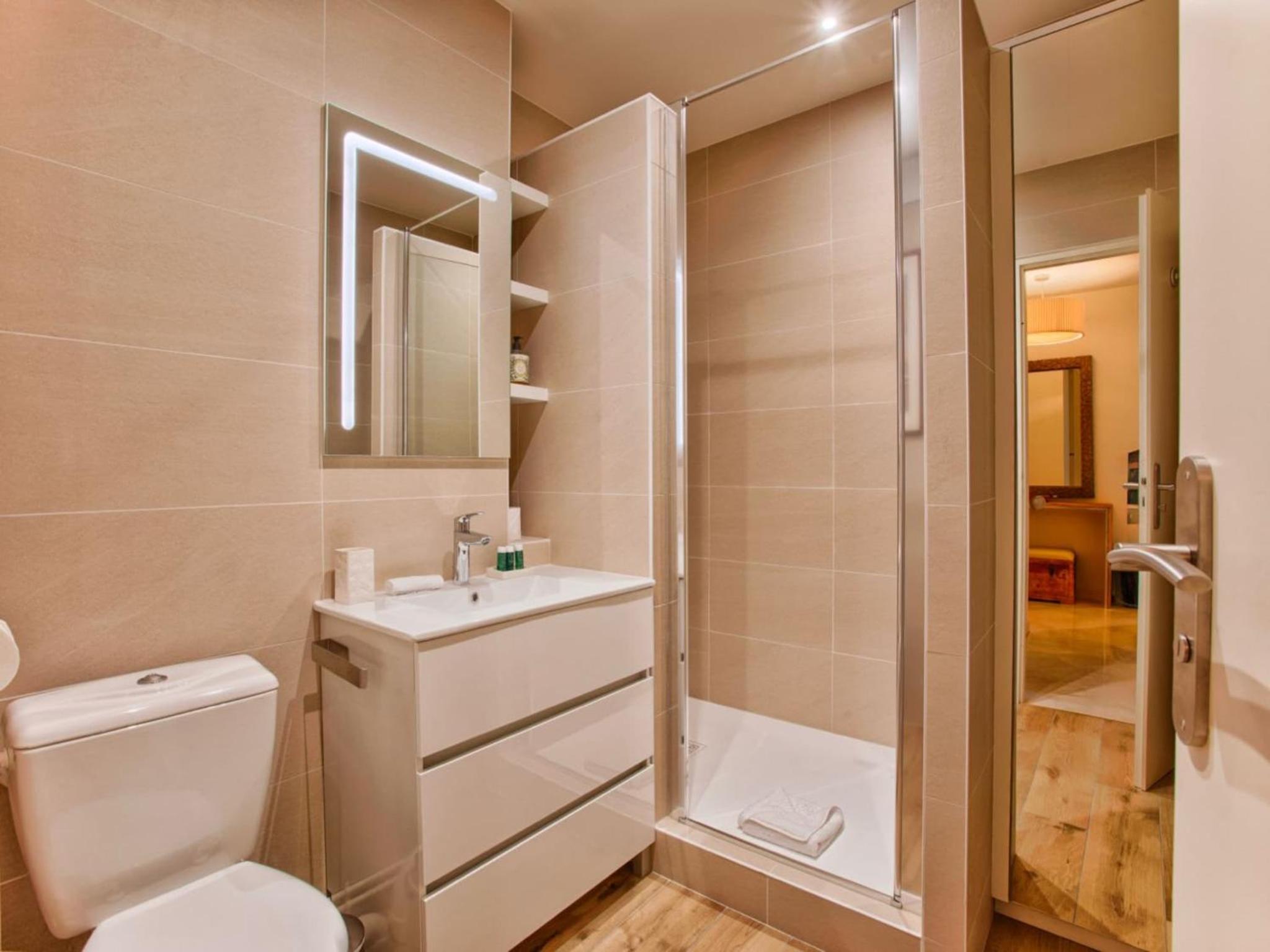 Deauville Lovely Flat with Private Garden
