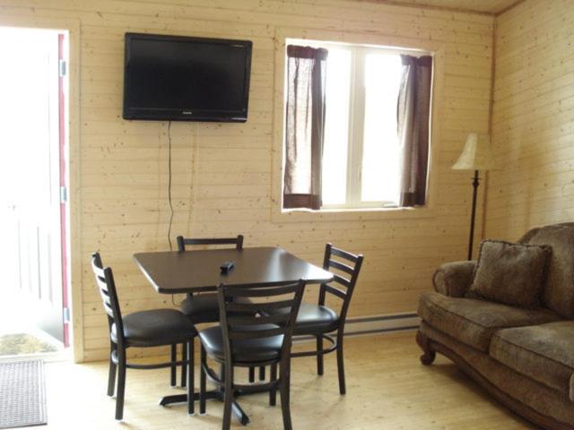 The Country Inn Cottage