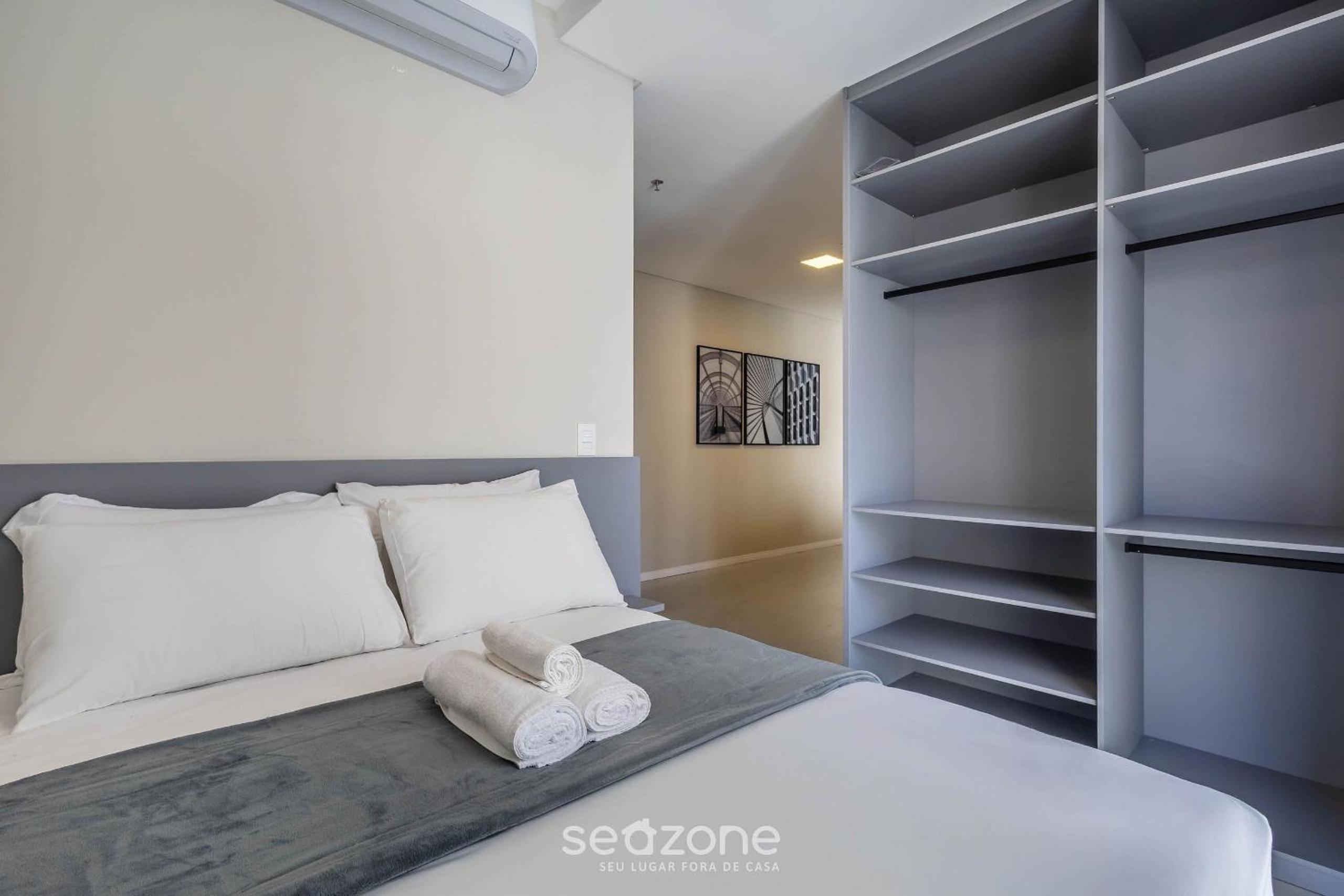 Your exclusive stay just steps from the sea in Meia Praia - FFS!