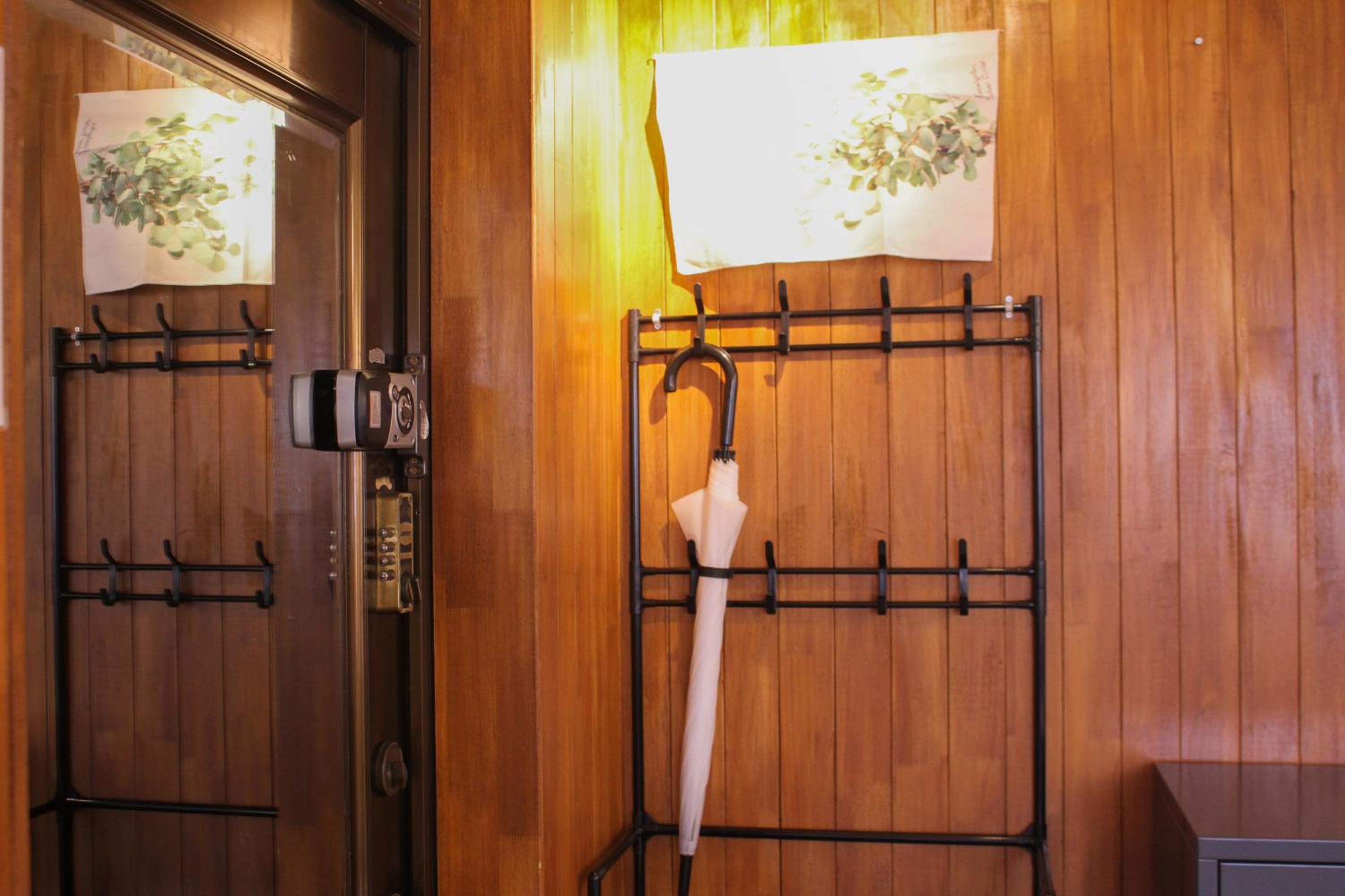Central Hongdae Red Road Stay 4 Beds, Near Mangwon & Sangsu