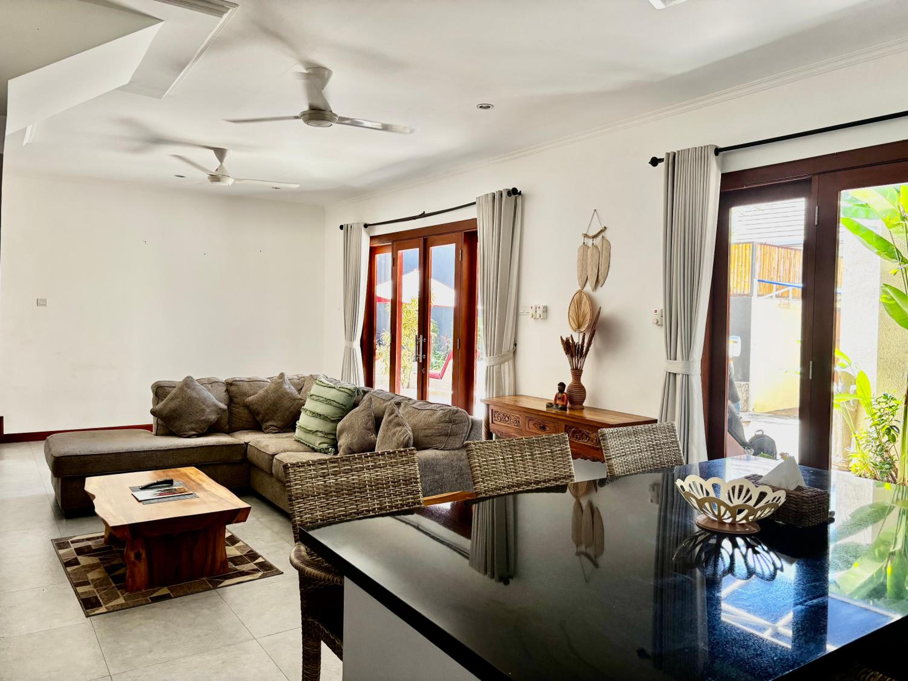 Diamond of Sanur, Bright & Spacious Luxury 3BR Villa with Private Pool Villa Bali Daze