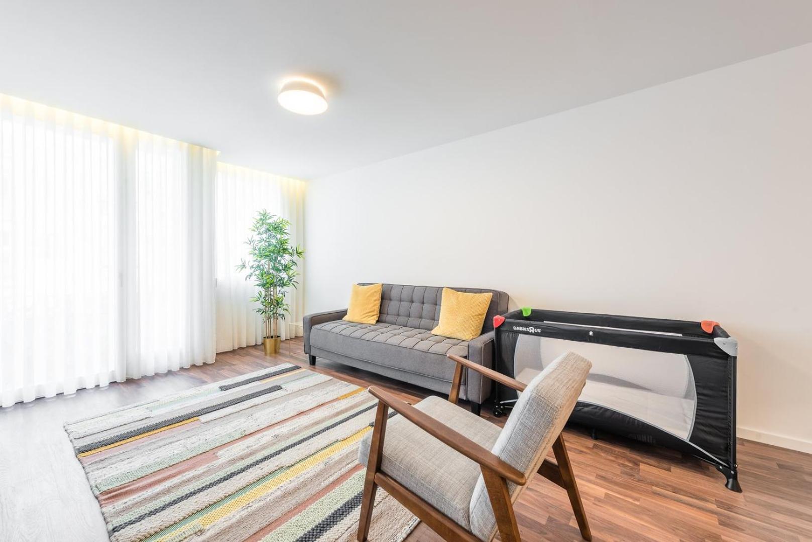 GuestReady - Square Painted Ceuta