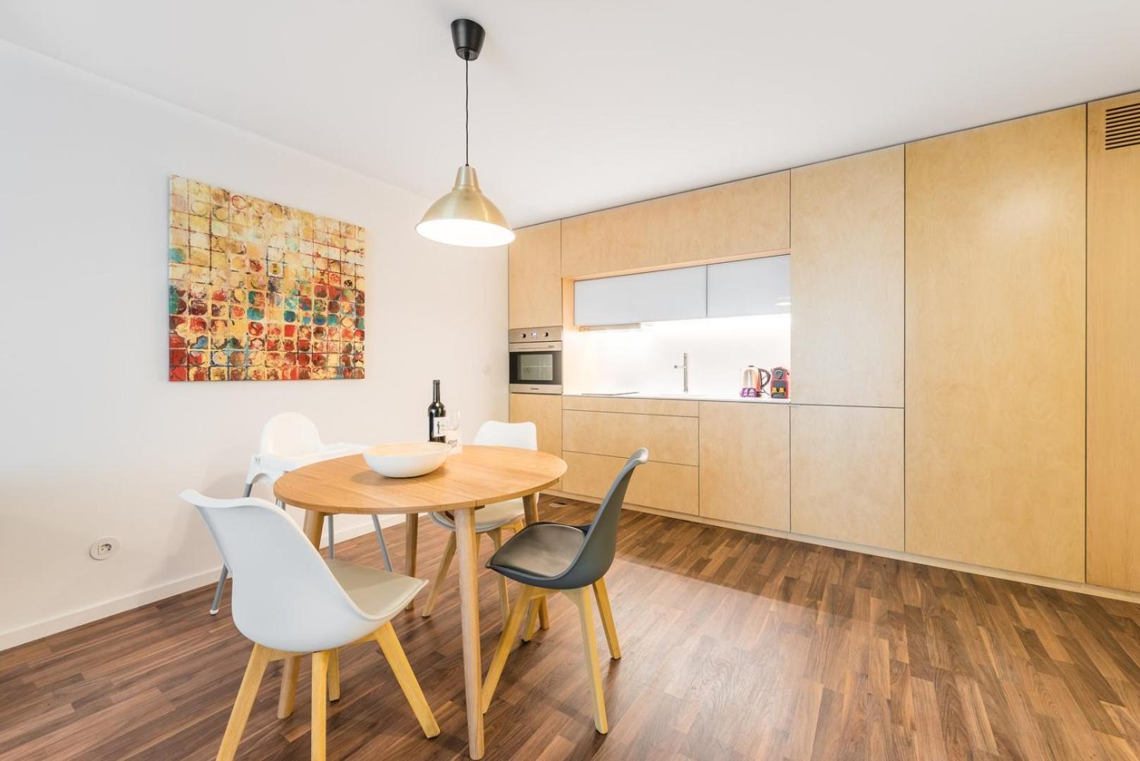 GuestReady - Square Painted Ceuta