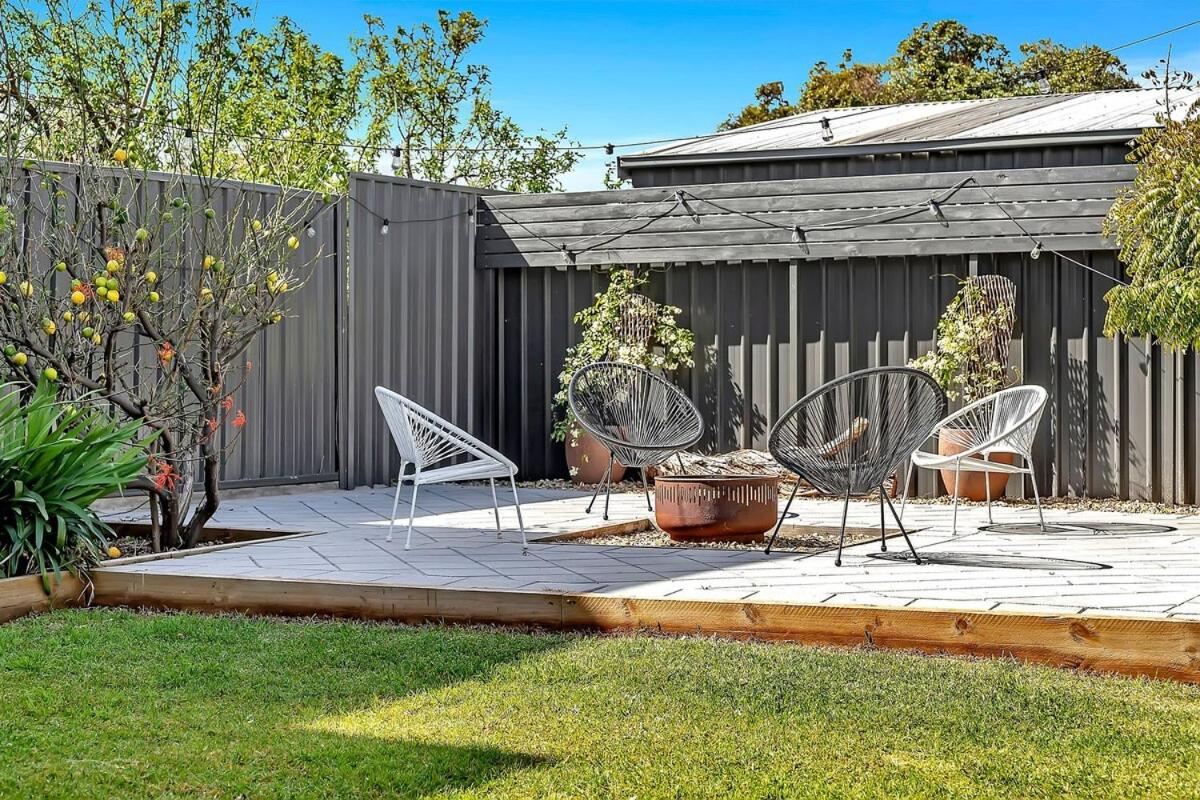 Daisy's Beachside Cottage-Picnic Garden & Games
