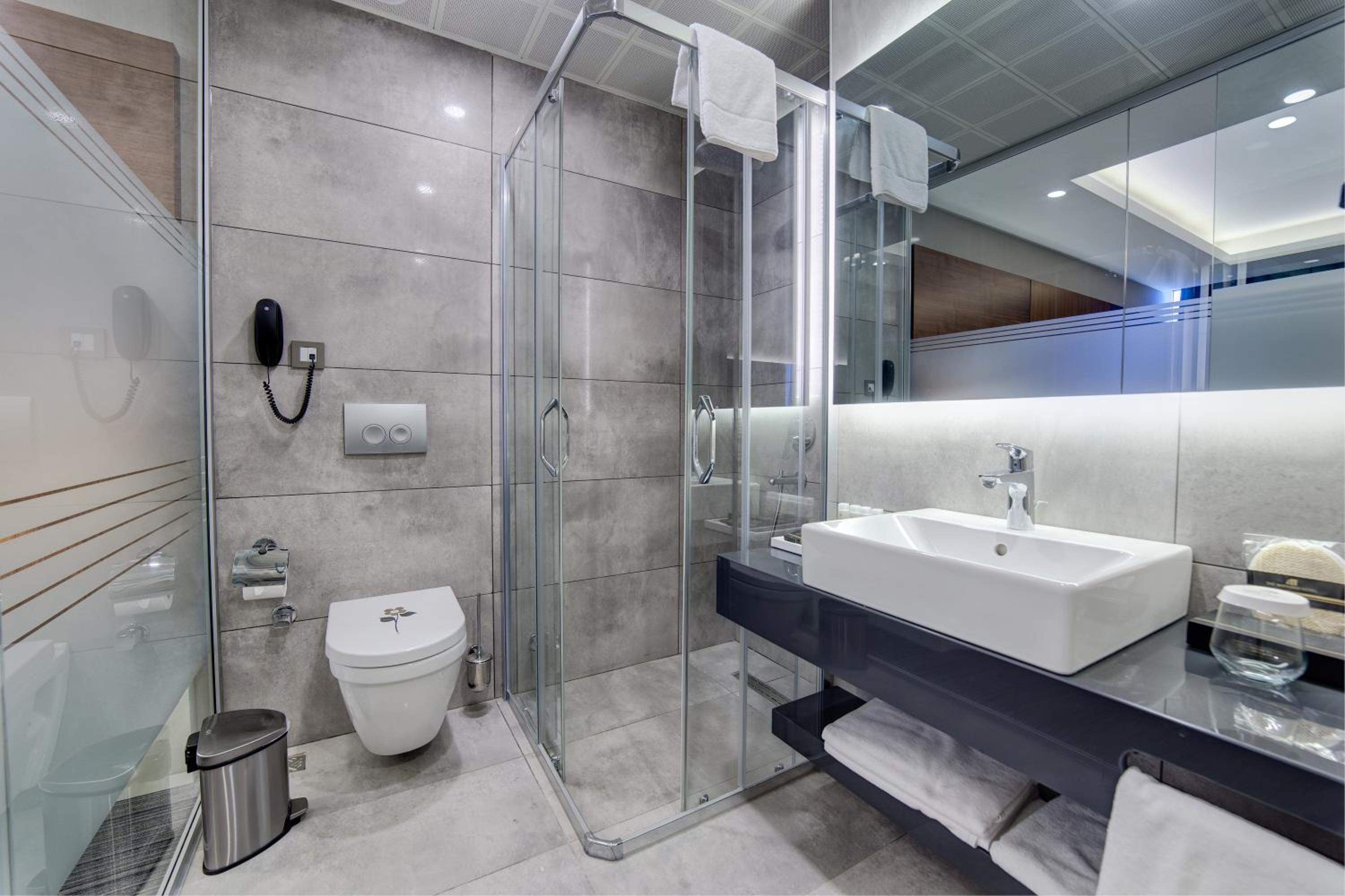 The Menord Hotel - Image 21