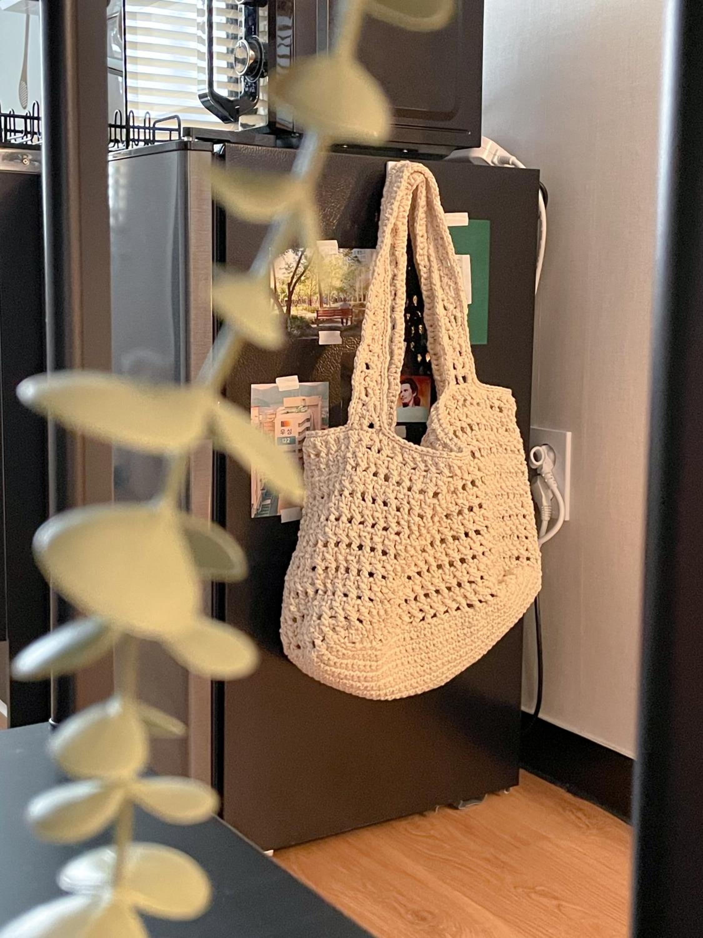 블랙앤우드 하우스, 합정역 도보 5분, 홍대 1정거장, 망원한강공원 Modern Cozy Seoul Loft, Hapjeong station 5 mins walk, Hongdae just 1 stop