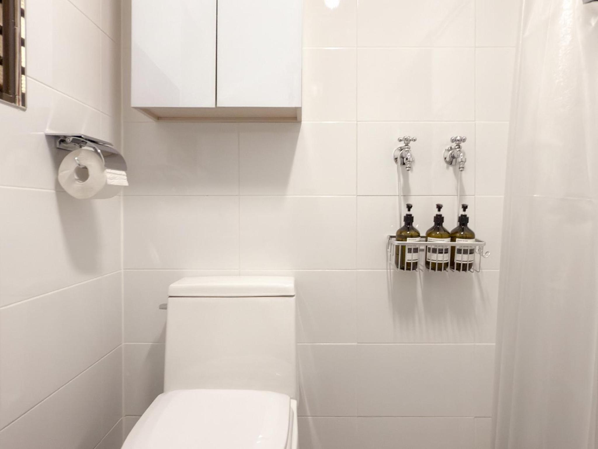 블랙앤우드 하우스, 합정역 도보 5분, 홍대 1정거장, 망원한강공원 Modern Cozy Seoul Loft, Hapjeong station 5 mins walk, Hongdae just 1 stop