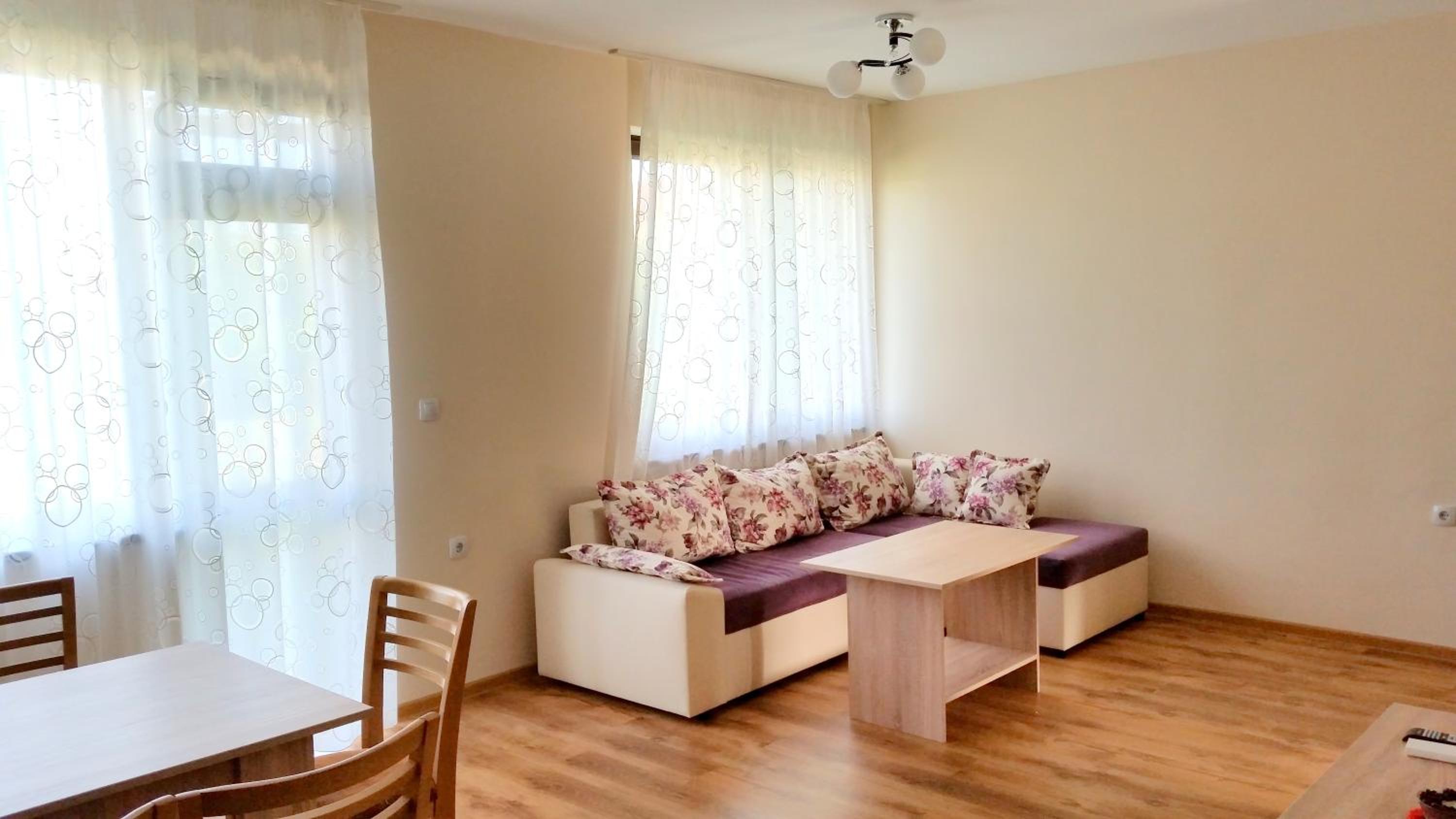 Guesthouse River House