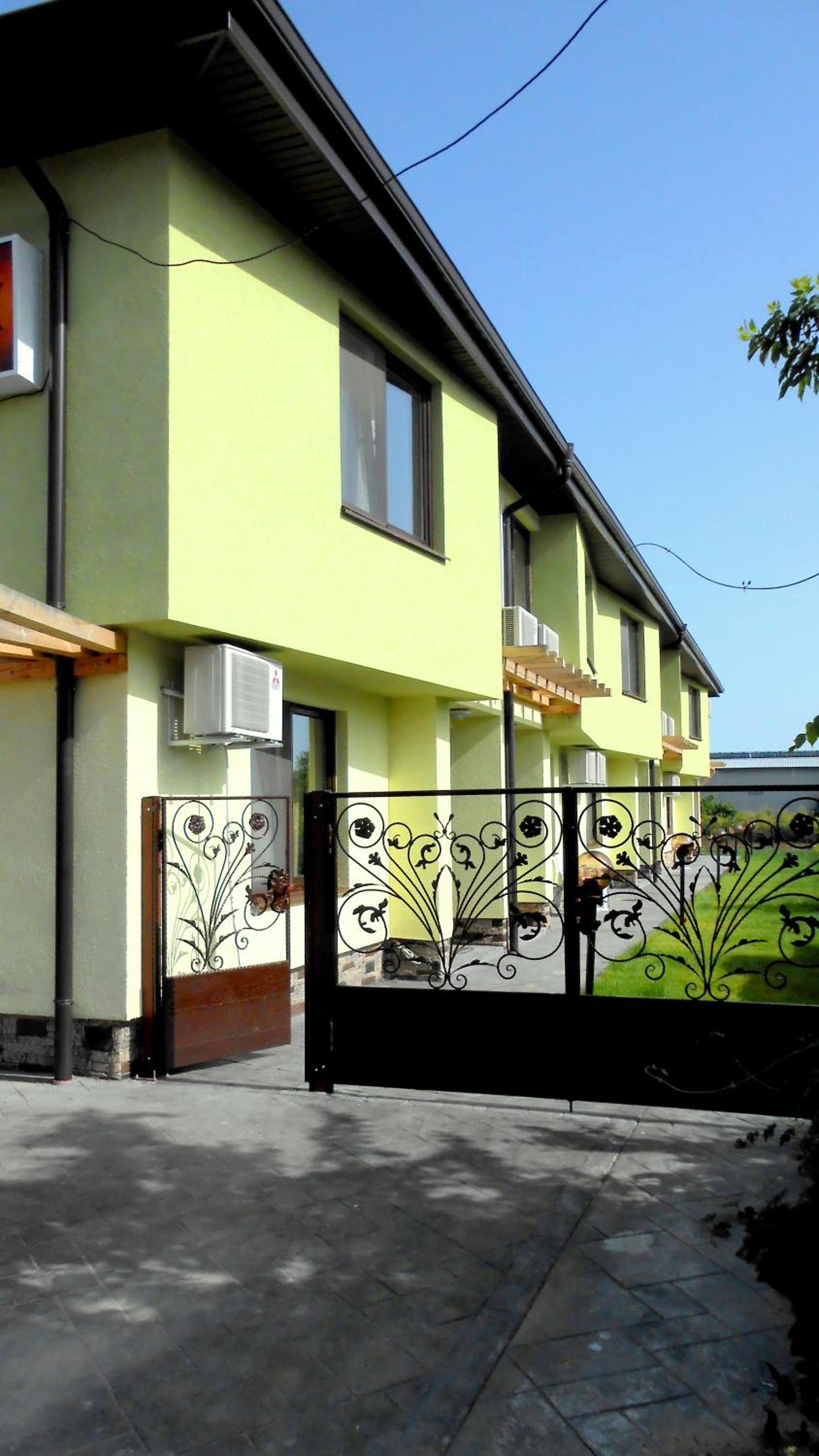 Guesthouse River House