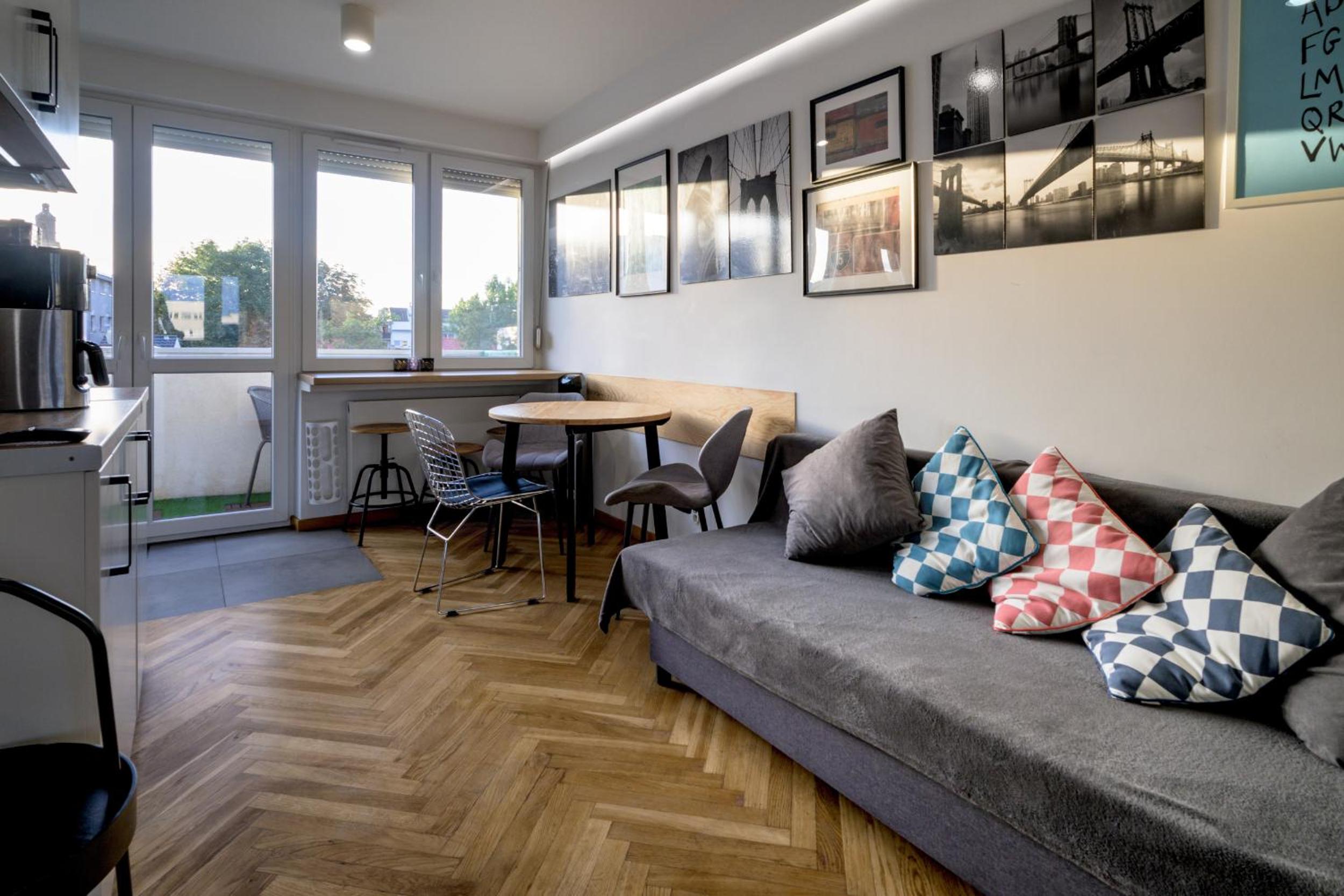 RentPlanet - Apartament plac Nowy Targ