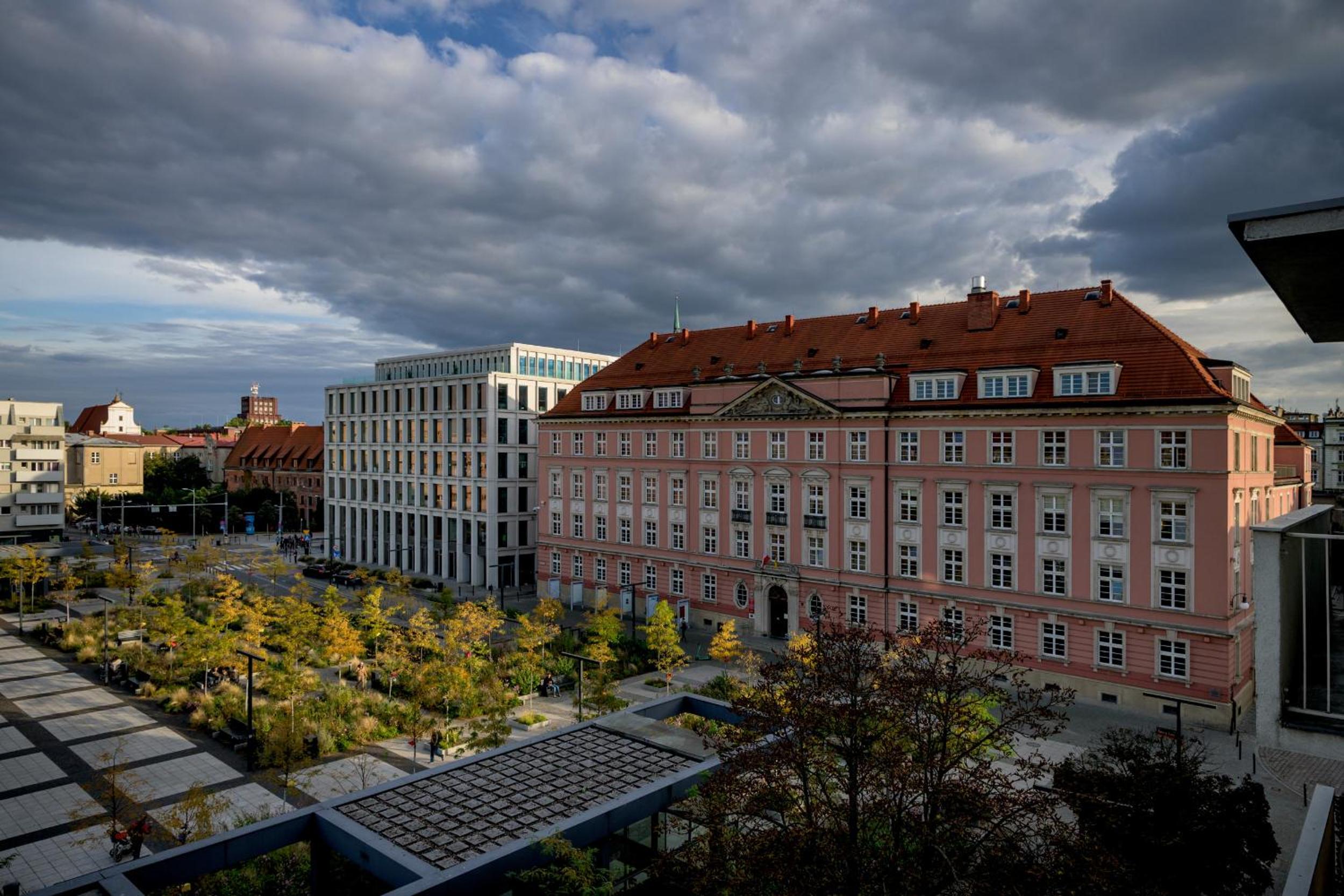 RentPlanet - Apartament plac Nowy Targ