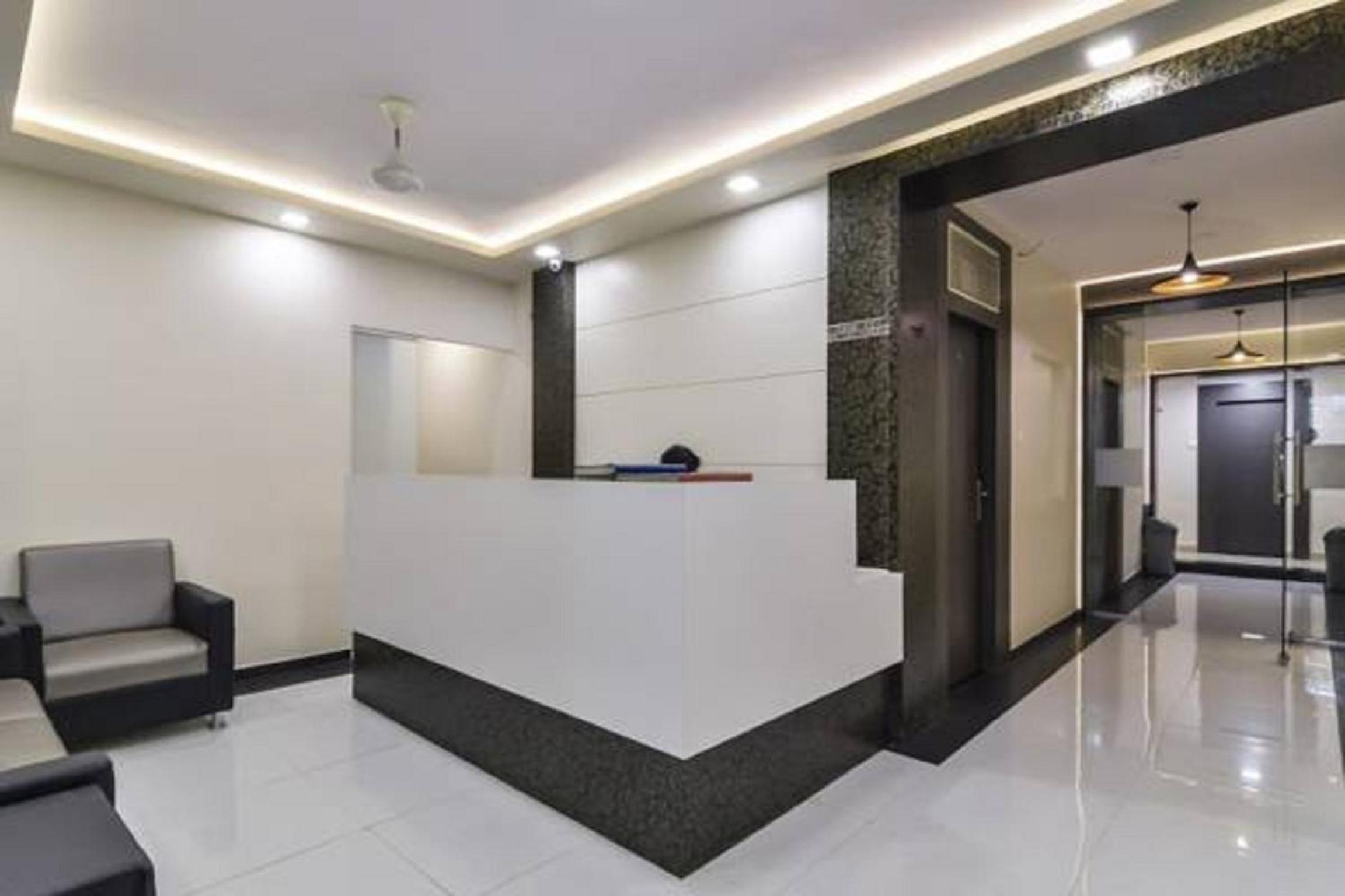 Hotel Aroma- Dadar photo 4
