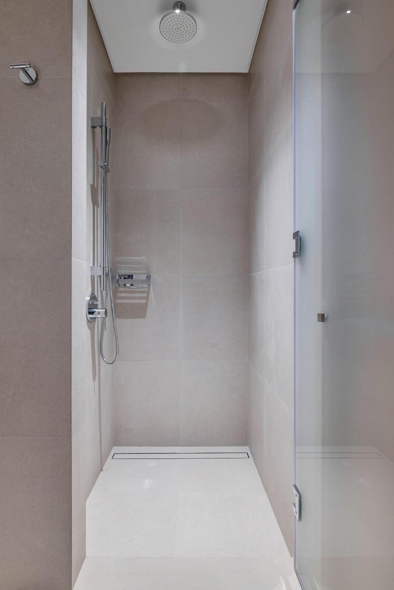 Burj View Direct to Dubai Mall 2BR