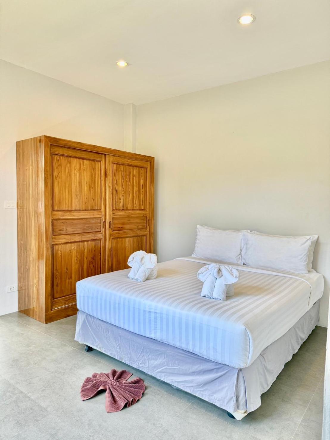 New Villa at Haadrin