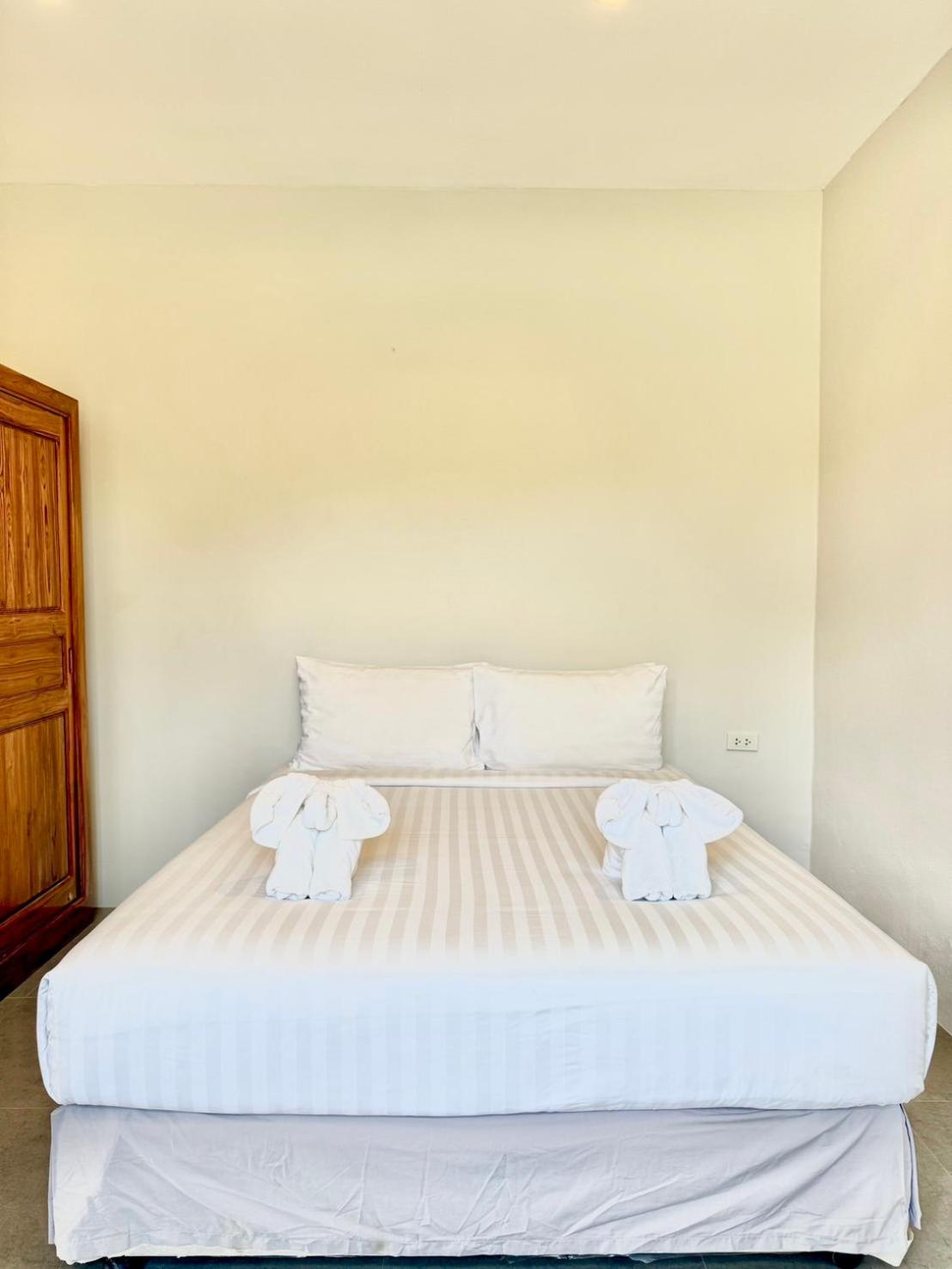 New Villa at Haadrin