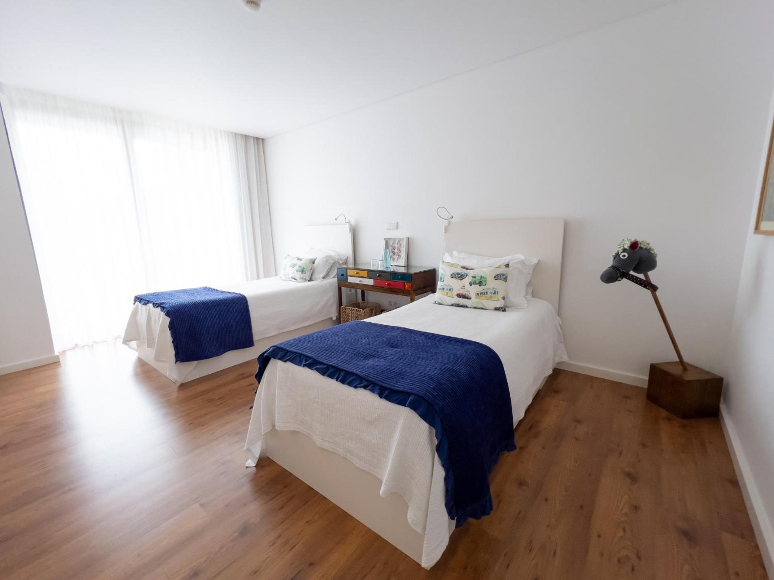 Spacious Villa with Private Pool & Garden in Douro, by Hopstays
