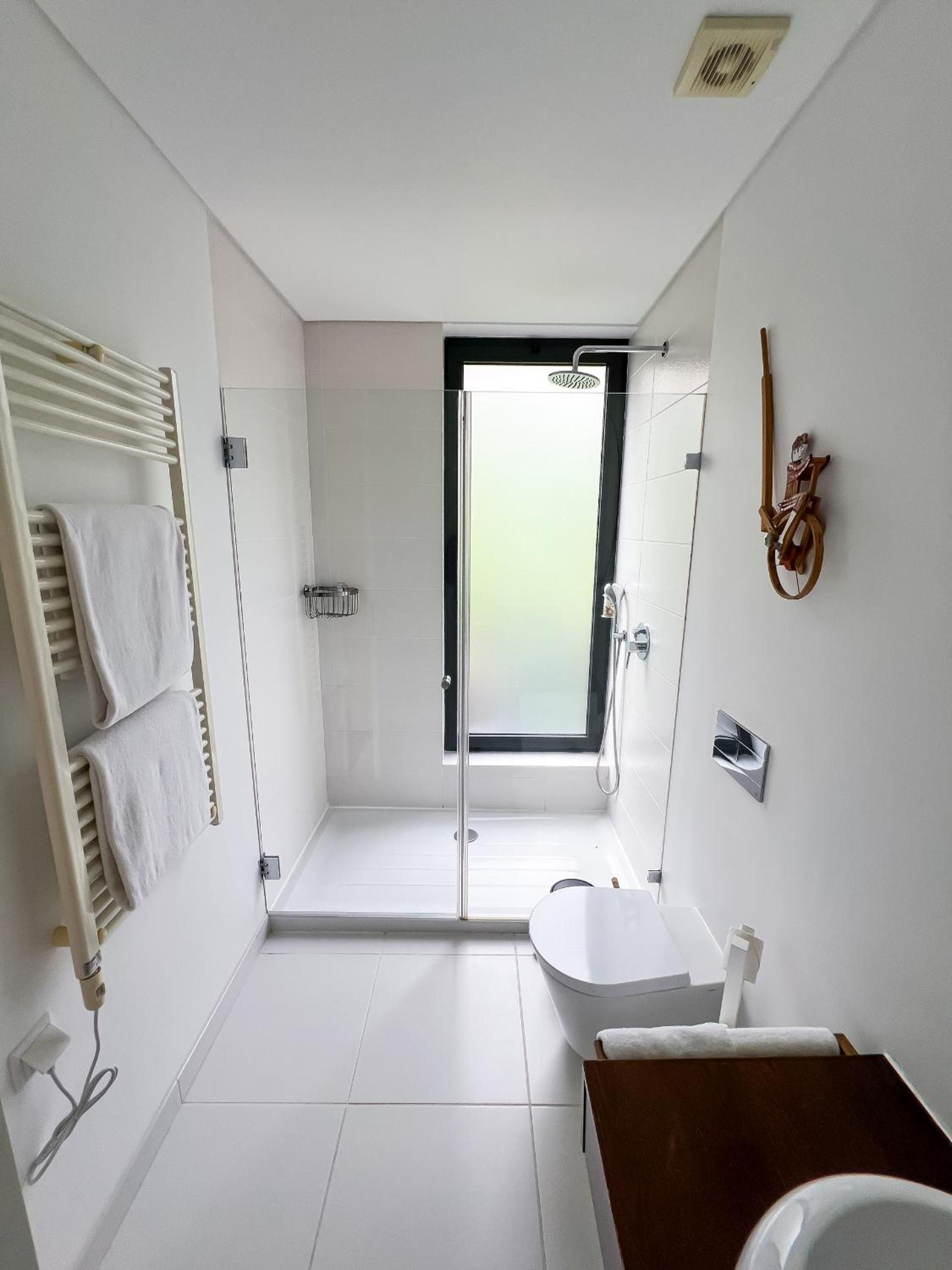 Spacious Villa with Private Pool & Garden in Douro, by Hopstays