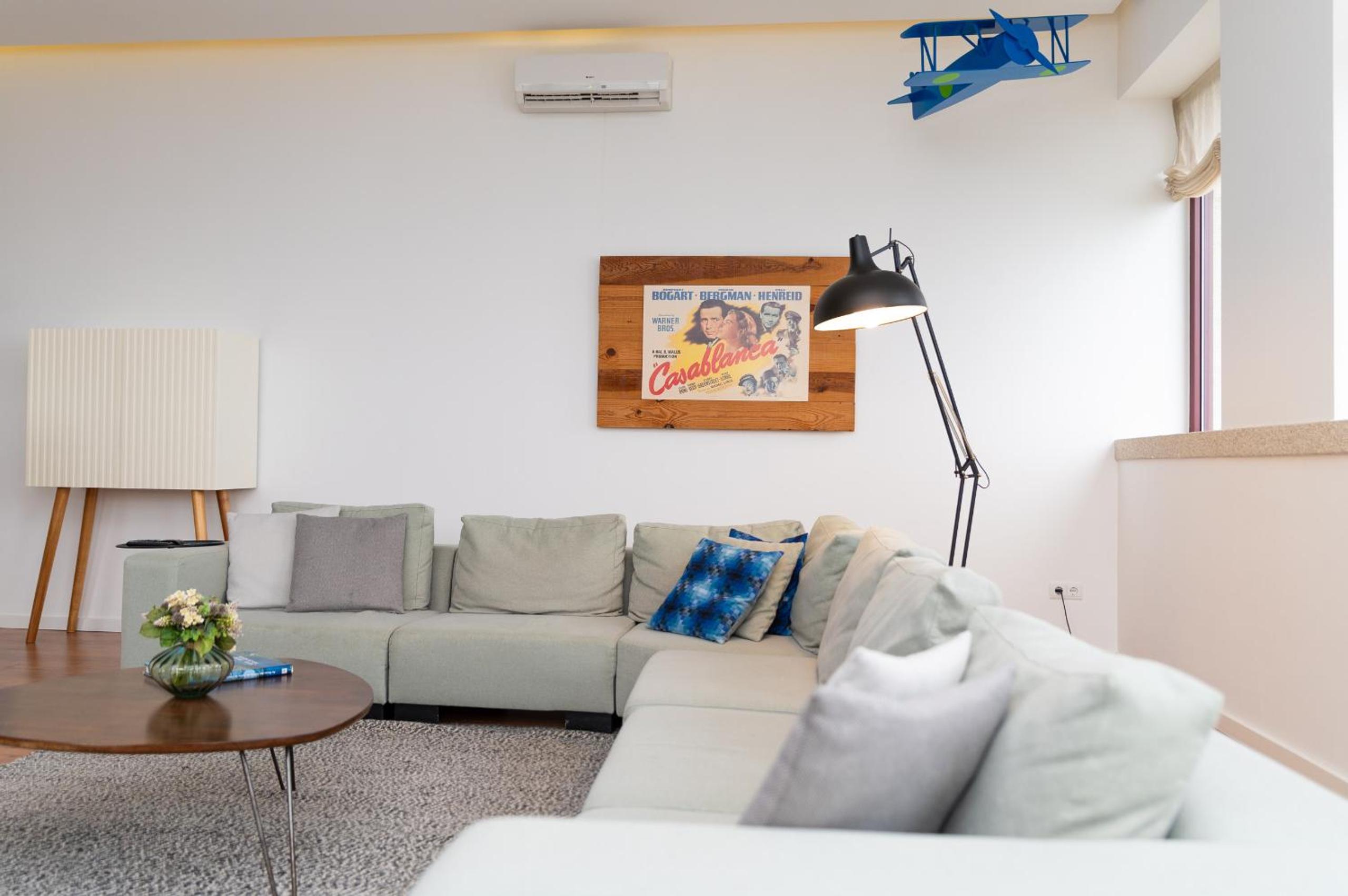 Spacious Villa with Private Pool & Garden in Douro, by Hopstays