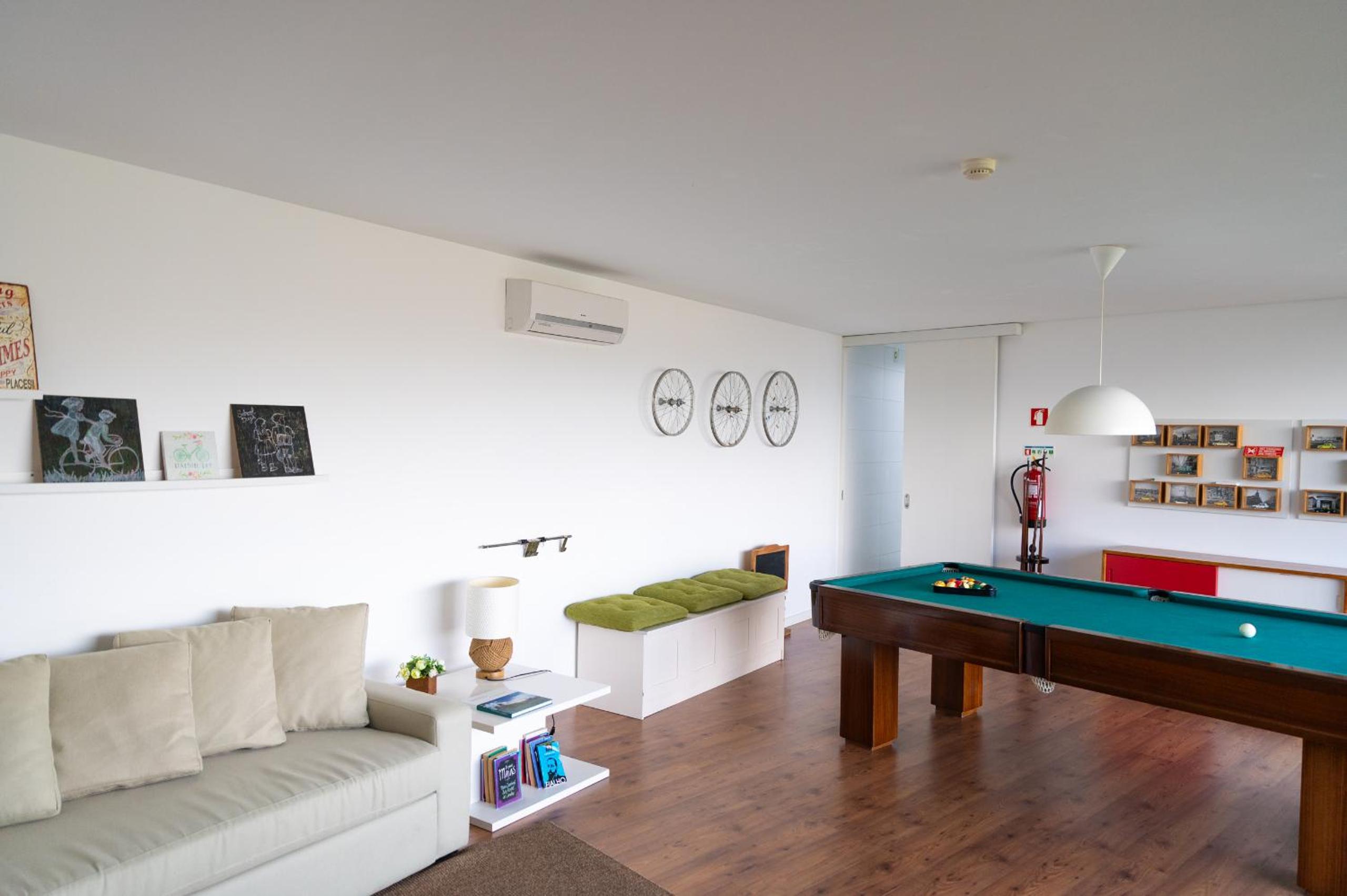 Spacious Villa with Private Pool & Garden in Douro, by Hopstays