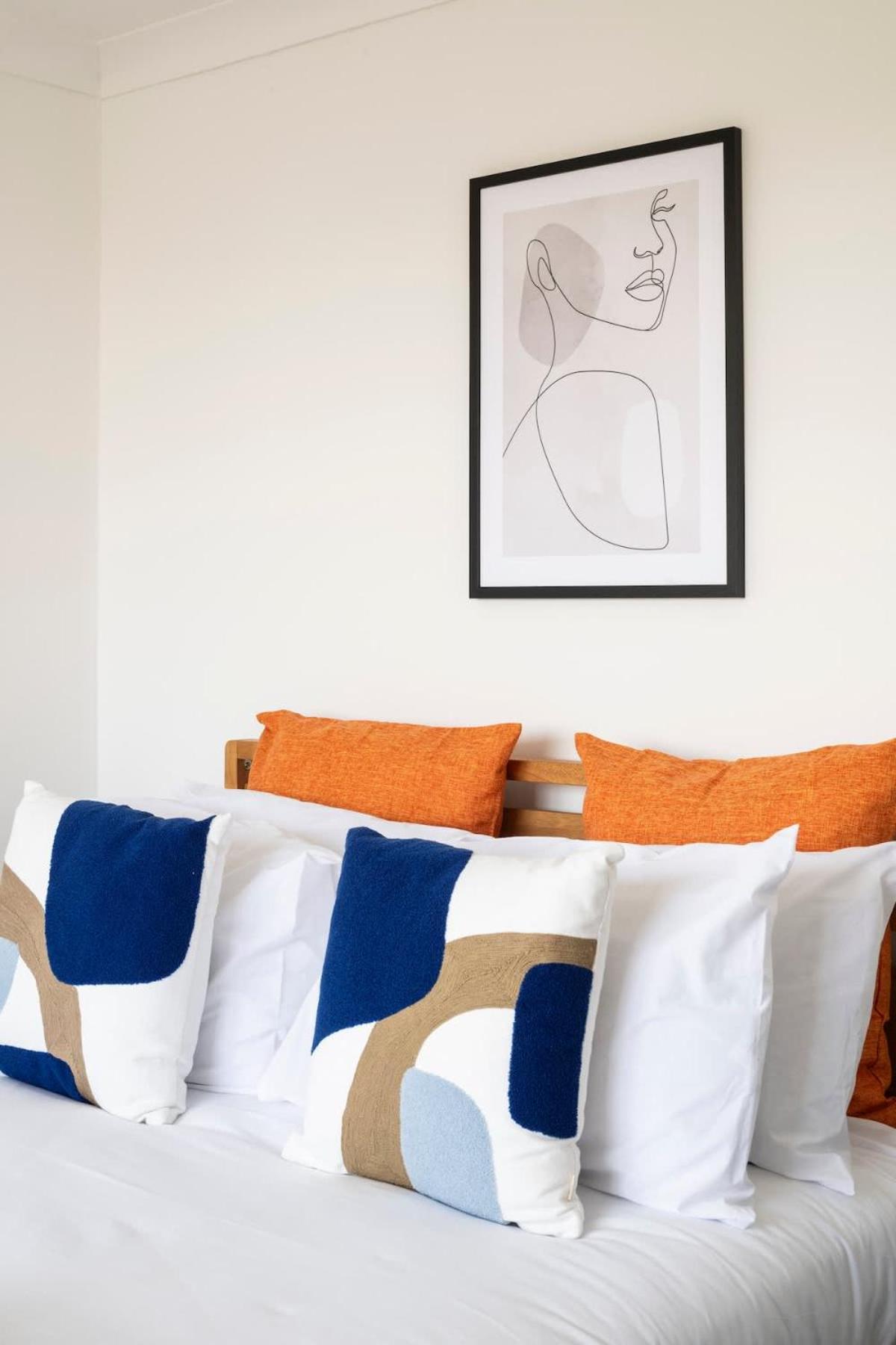 Canary Wharf Apt - Near DLR & Jubilee