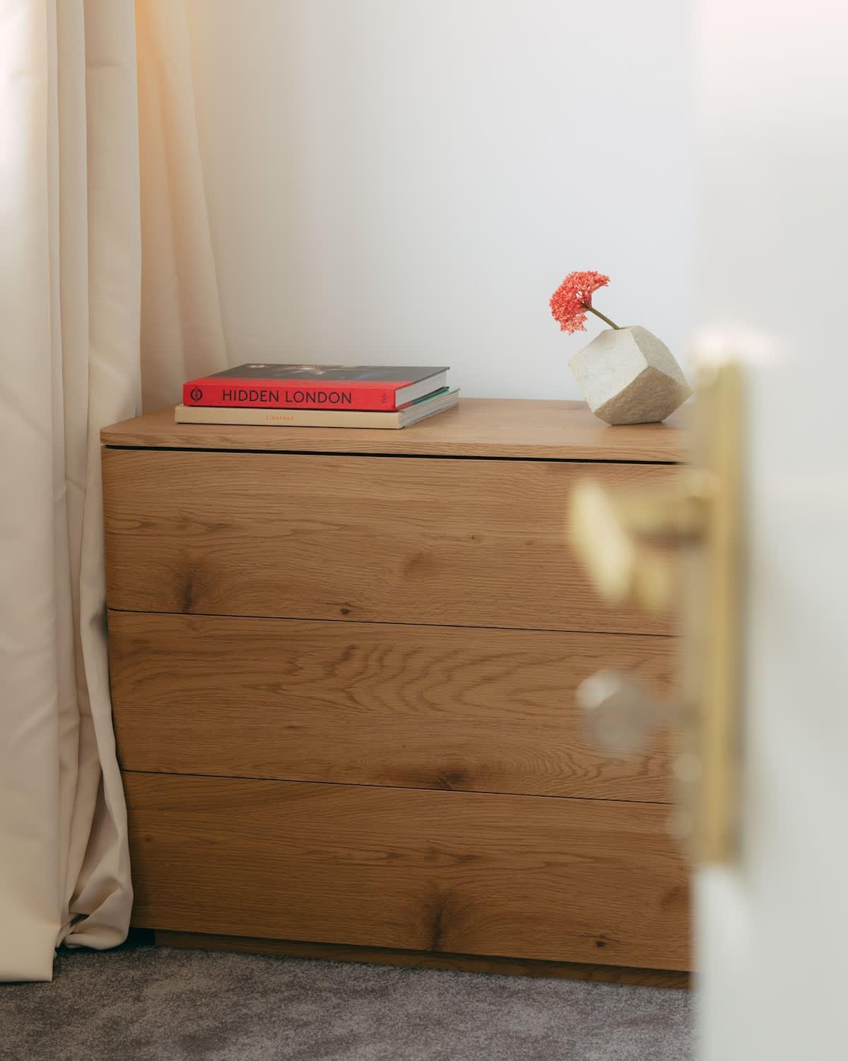 Canary Wharf Apt - Near DLR & Jubilee