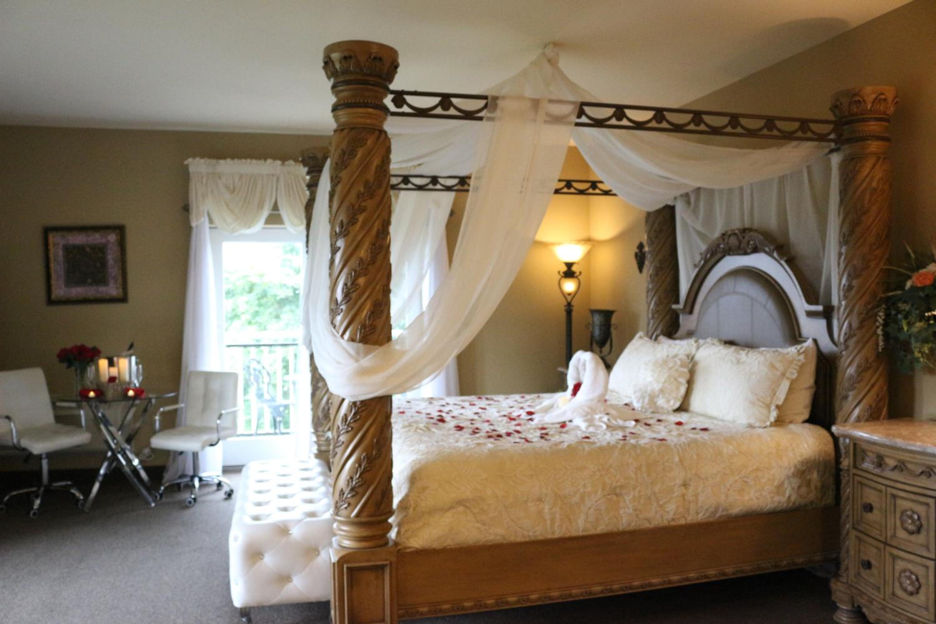 The Lodge at Woodstone Country Club
