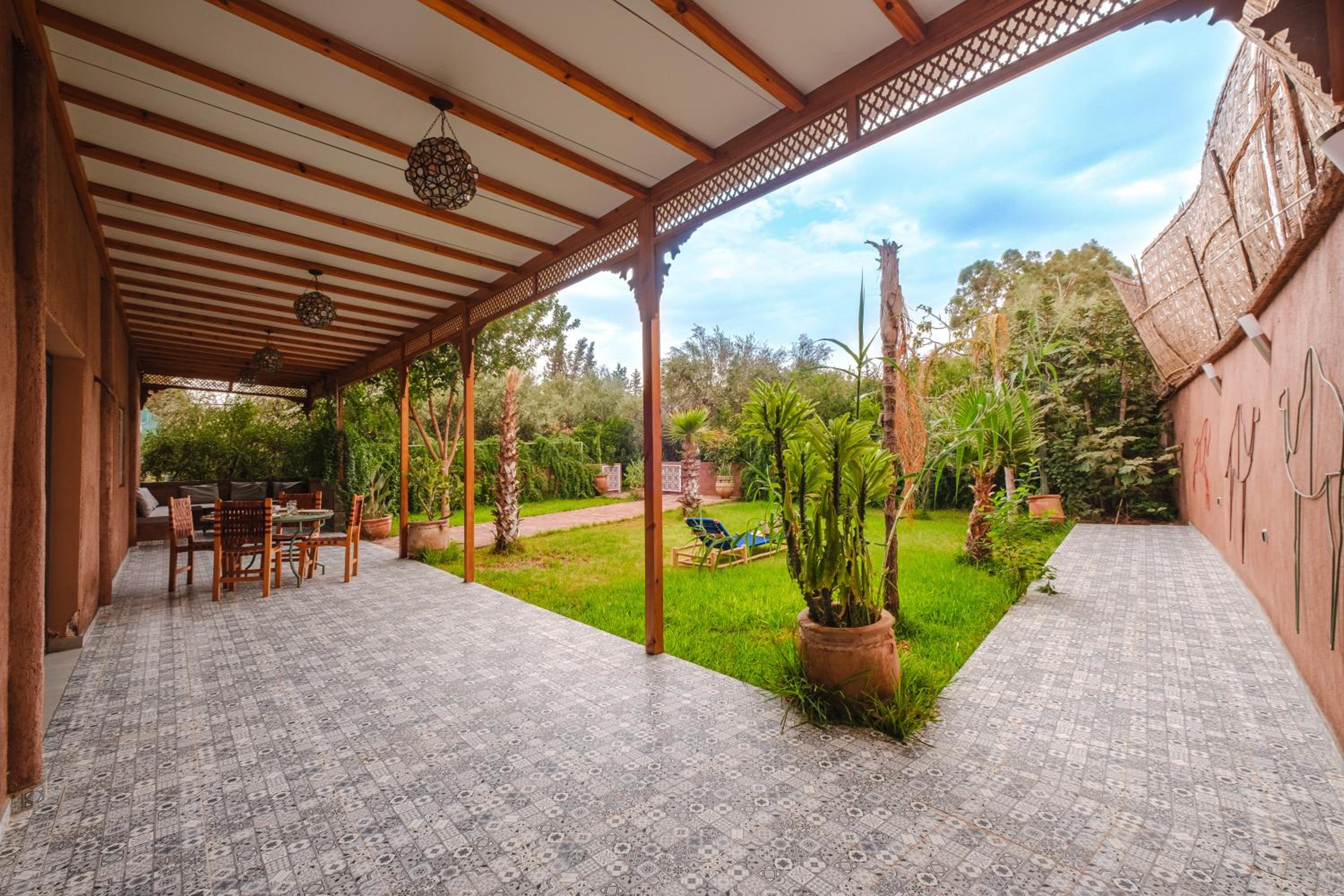 Dar Salah - Eddine Oasis Pool & SPA