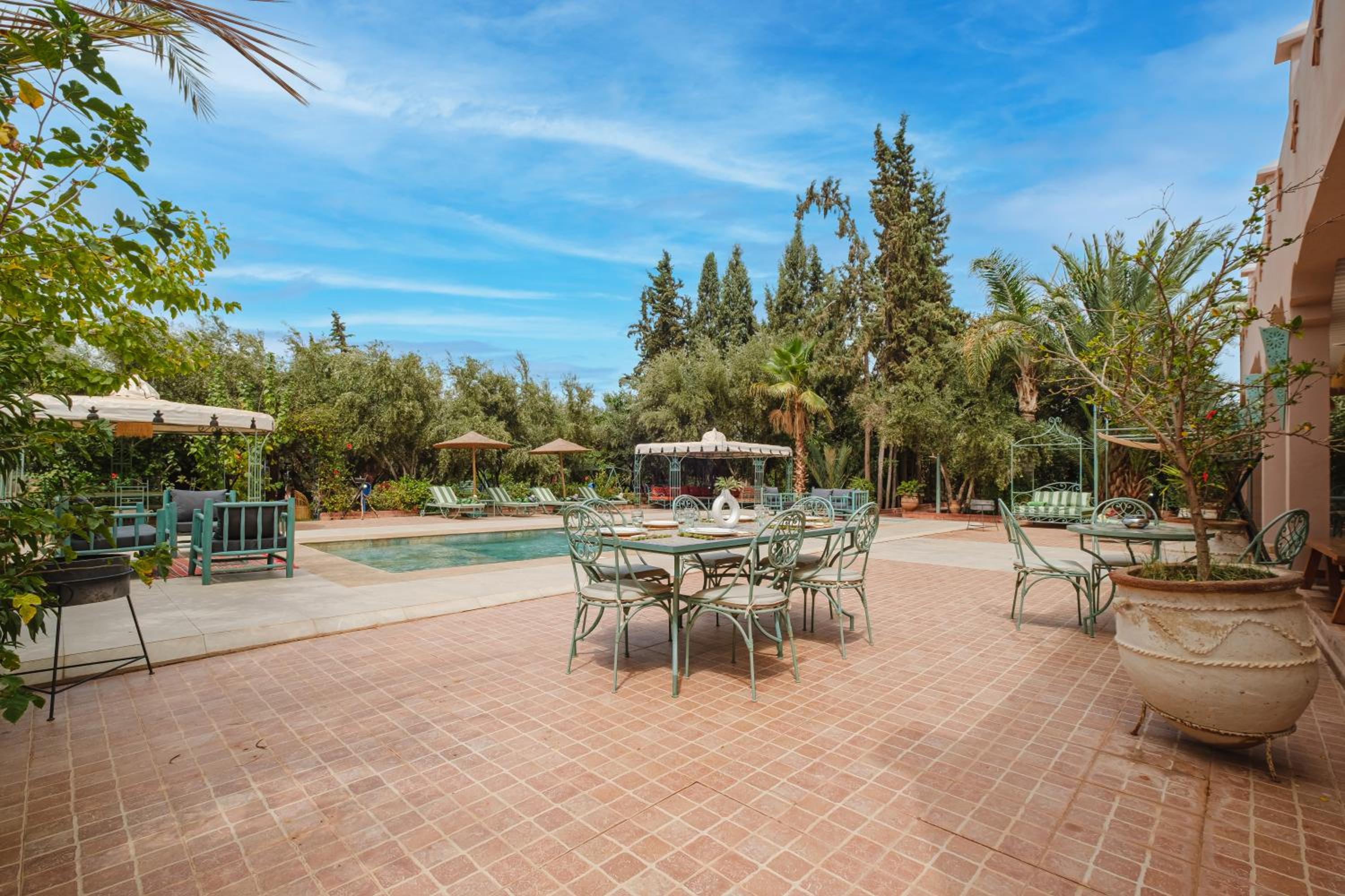 Dar Salah - Eddine Oasis Pool & SPA
