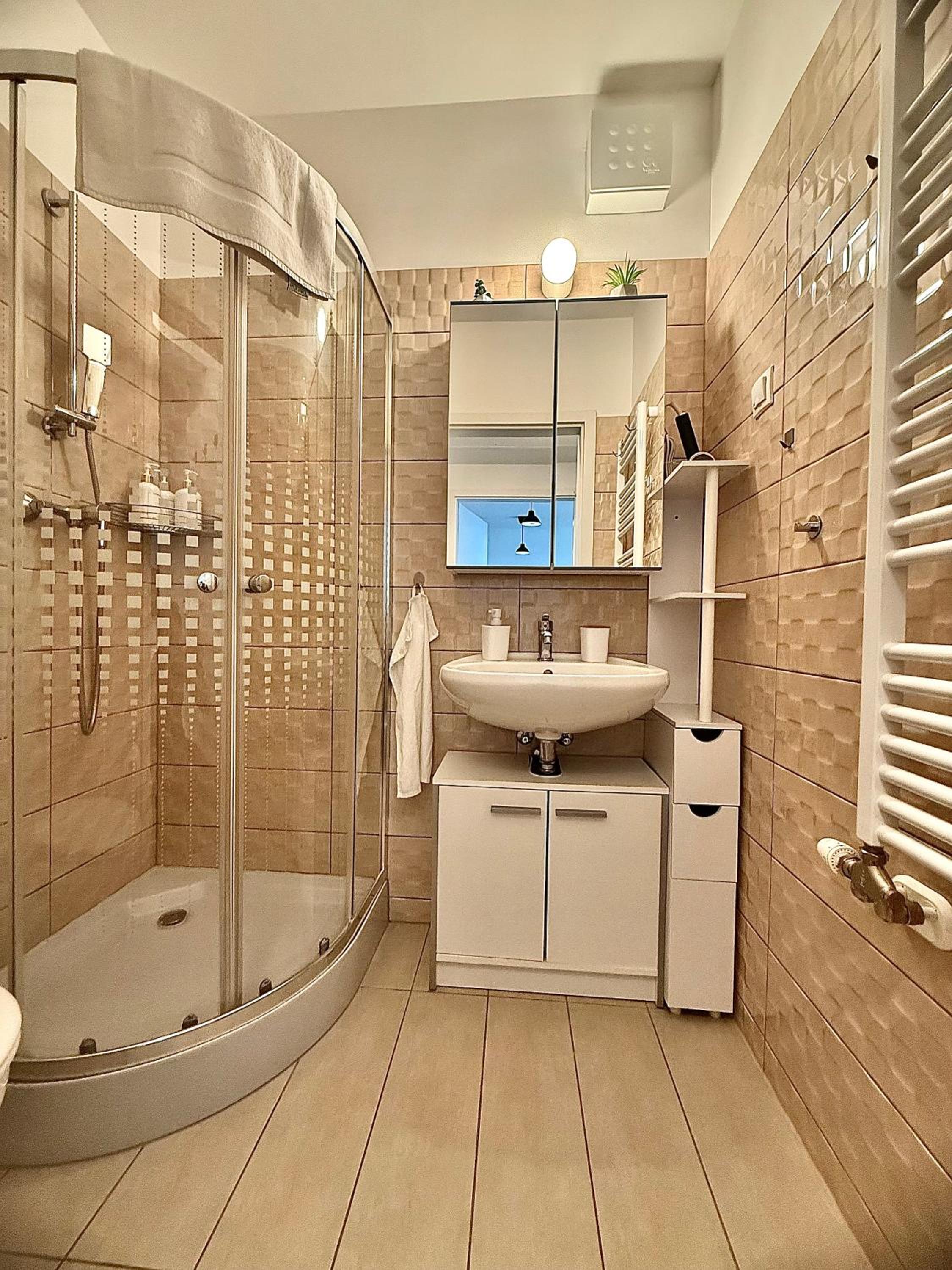 Local-Lux Apartment F3 - Private Parking & Balcony