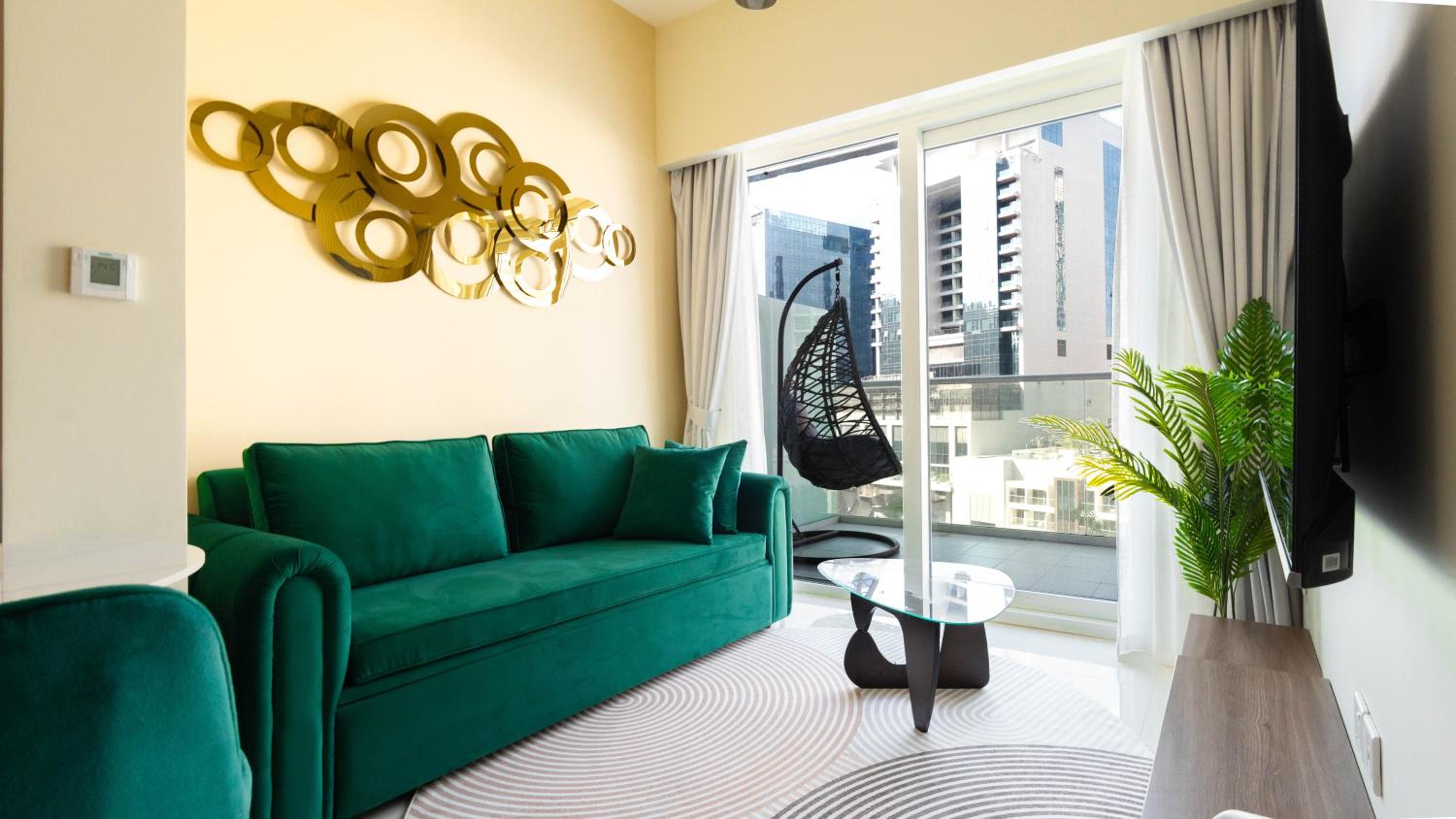 Keyrock Living - City view Luxury at Reva Residence