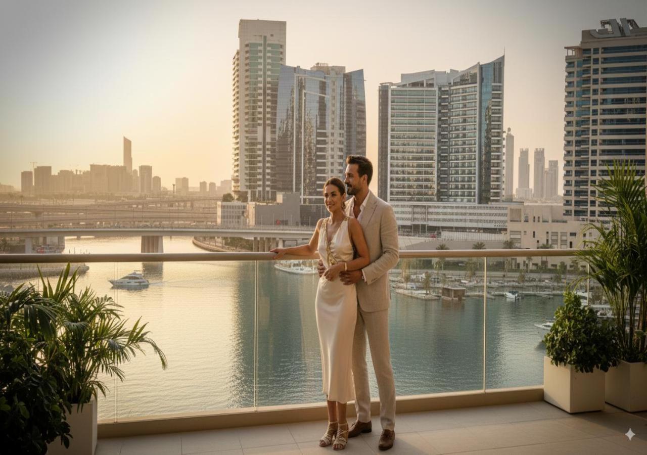 Keyrock - Lake-View Apartment at Reva Residences, Business Bay with Pool, Gym & Free Parking